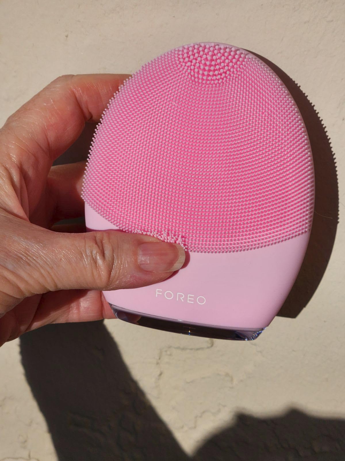 FOREO LUNA 3 Facial Cleansing Brush | Combination skin | Anti Aging Face Massager customer photo 1