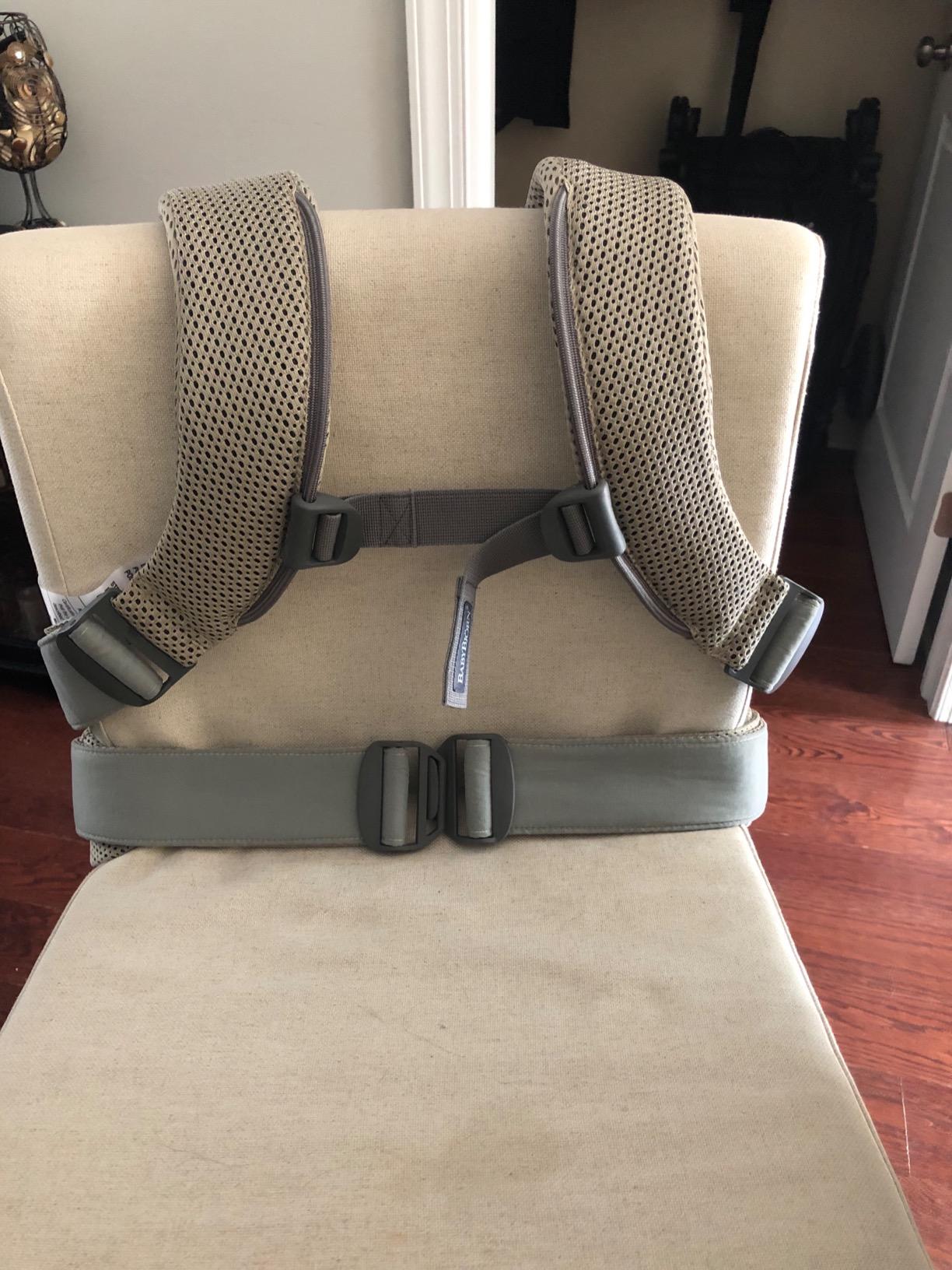 BabyBjorn Baby Carrier One Air, Mesh, Anthracite | 3D Mesh Baby Carrier for Newborn to Toddler with Ergonomic Support customer photo 1