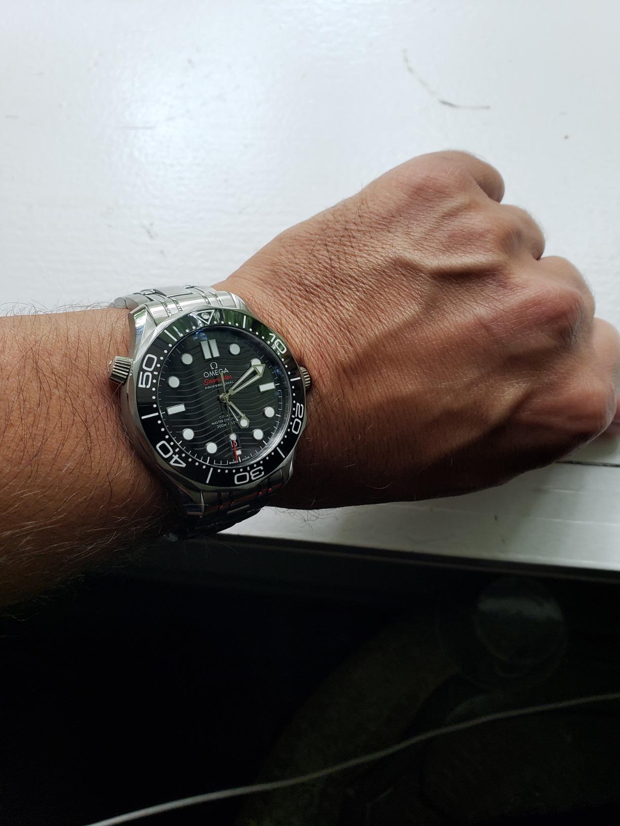 Omega Seamaster Automatic Chronometer Black Dial Men's Watch customer photo 1