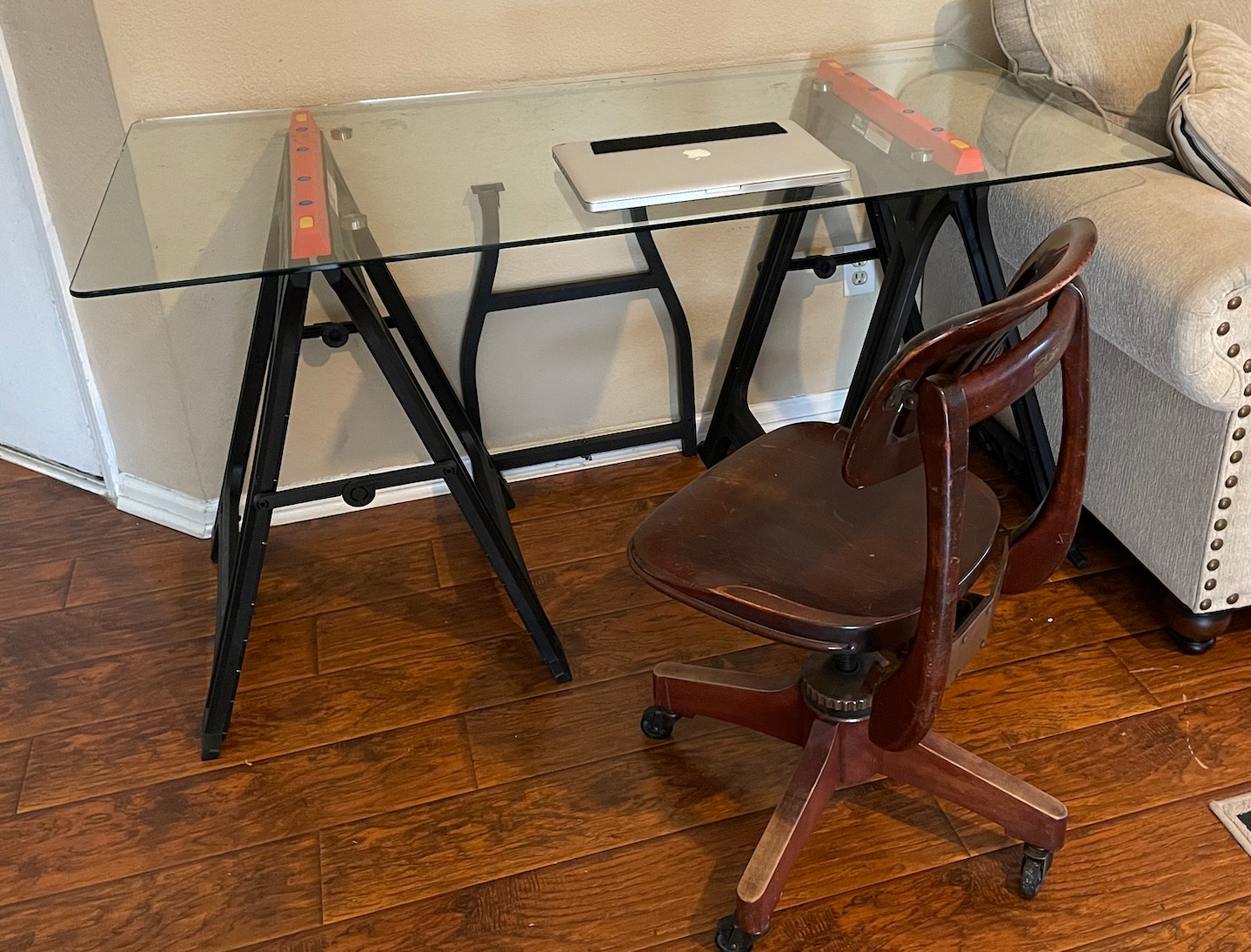 Ironton Plastic Foldable Sawhorses, 1 Pair - 700-Lb. Total Capacity customer photo 2