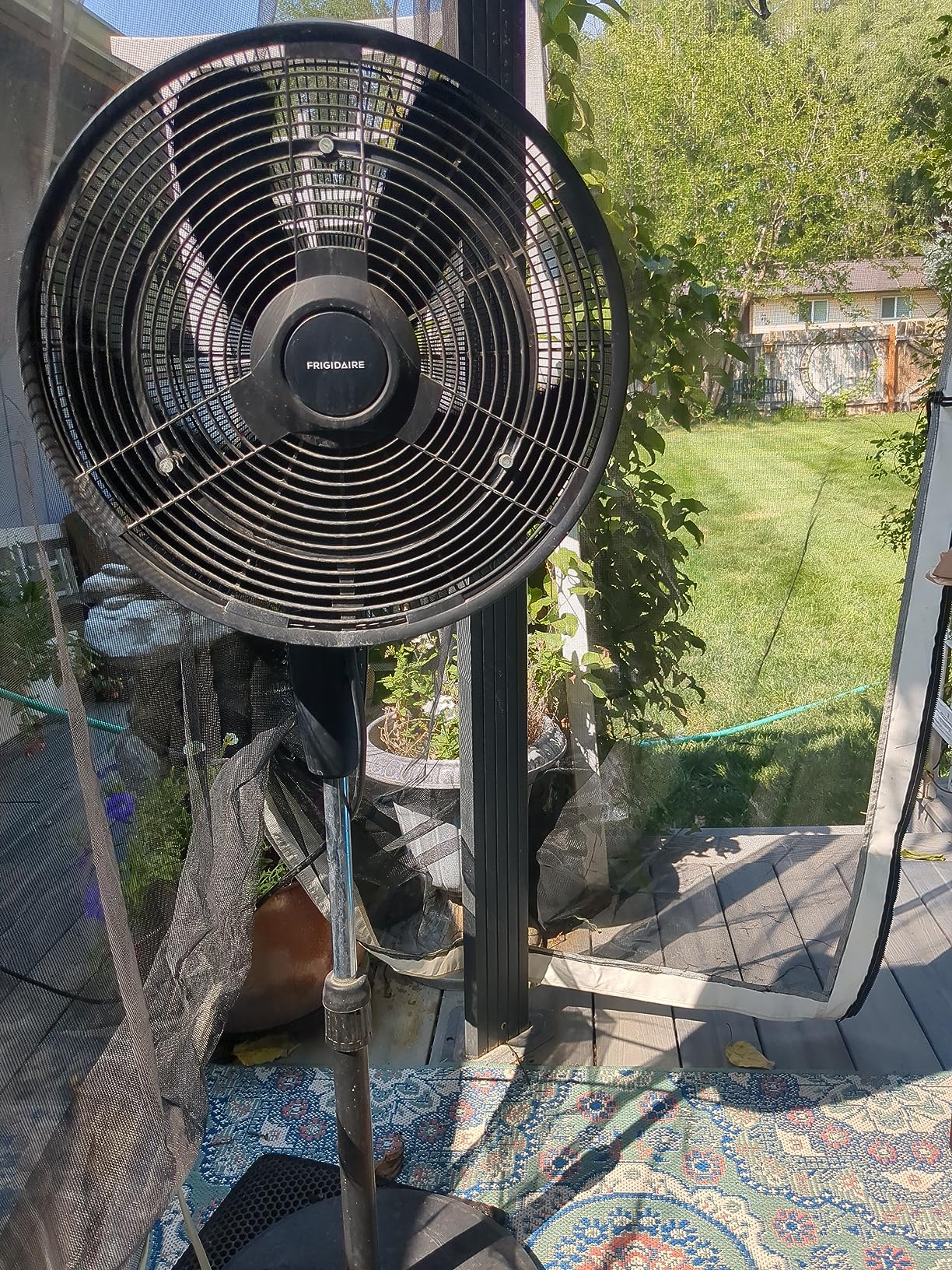 NewAir Outdoor Misting Pedestal Fan | 1,600 CFM Oscillating Patio Fan with Garden Hose Connection | 3 Speeds and Wide-Angle Cooling for Decks & Outdoor Spaces of up to 500 sq ft customer photo 1