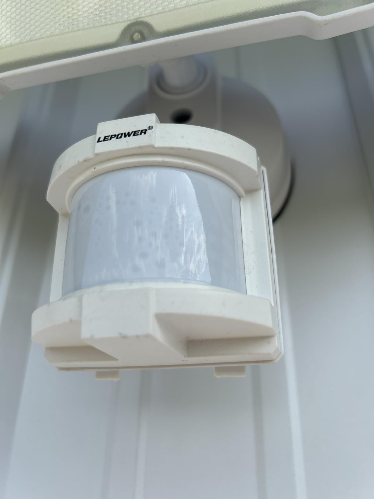 LEPOWER LED Motion Sensor Security Lights, 3 Head Motion Detected, 38W, 4200LM, Waterproof IP65, 5500K, Full Metal for Outdoor, Garage, Porch, Yard (Black) customer photo 1