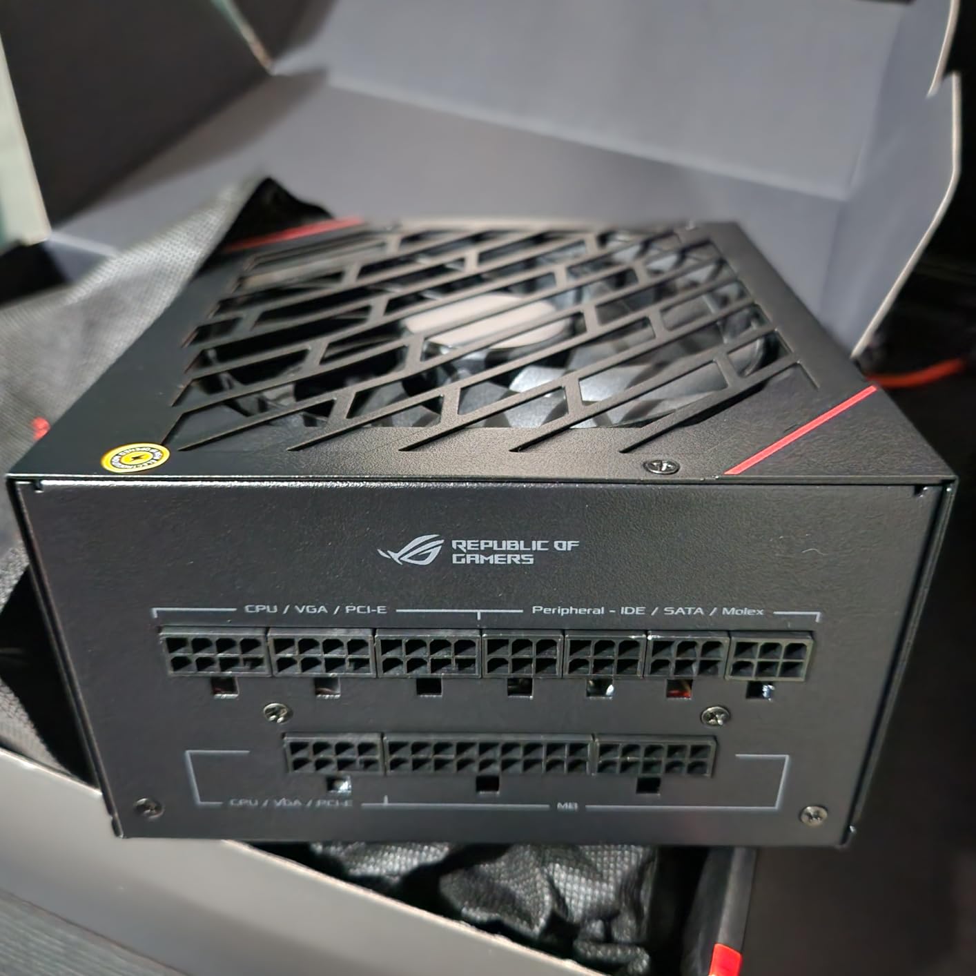 ASUS ROG Strix 750 Fully Modular 80 Plus Gold 750W ATX Power Supply with 0dB Axial Tech Fan and 10 Year Warranty customer photo 2