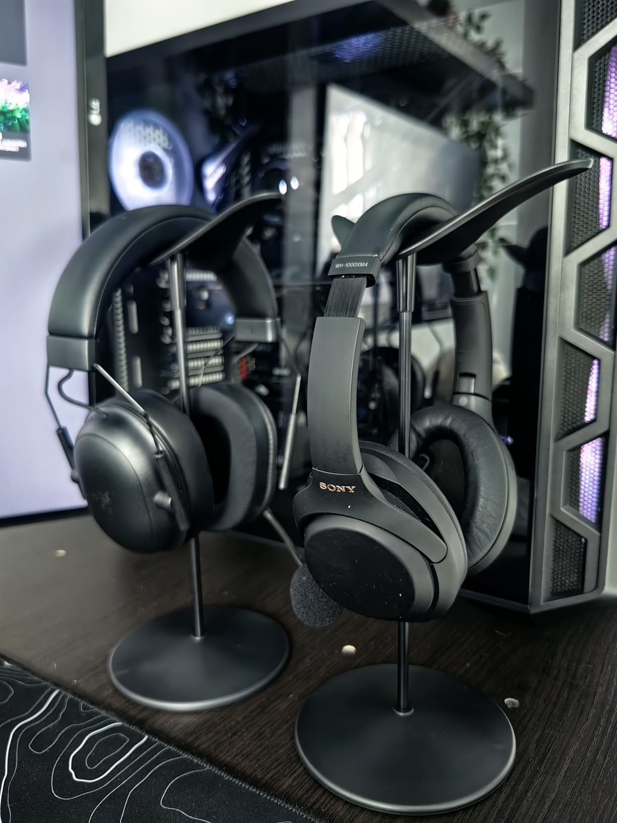 Lamicall Headphone Stand, Desktop Headset Holder - Desk Earphone Stand customer photo 2