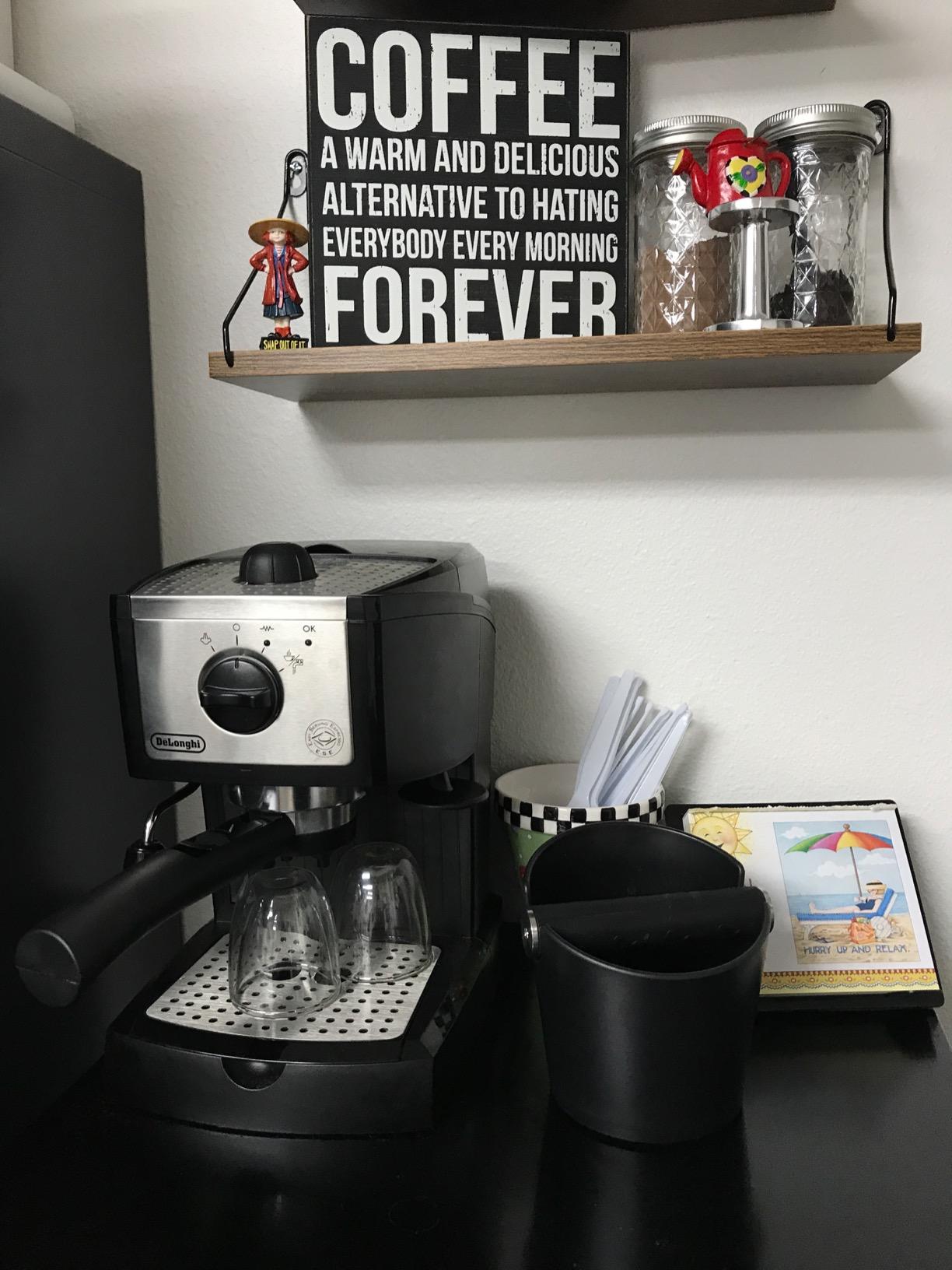 Coffee Knock Box, Espresso Knock Box, Coffee Bin, Espresso Dump Bin, 4.8 Inch Shock-Absorbent Durable Barista Style Espresso Knock Box with Removable Metal Knock Bar and Non-Slip Base (Round) customer photo 1