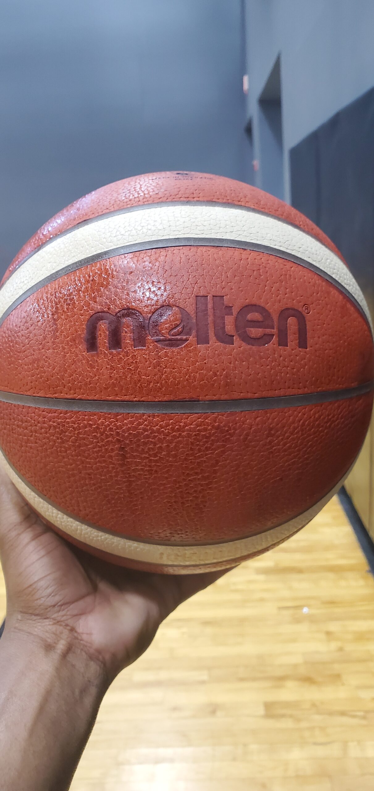 Molten BG-Series Leather Basketball, FIBA Approved - BG5000 customer photo 1