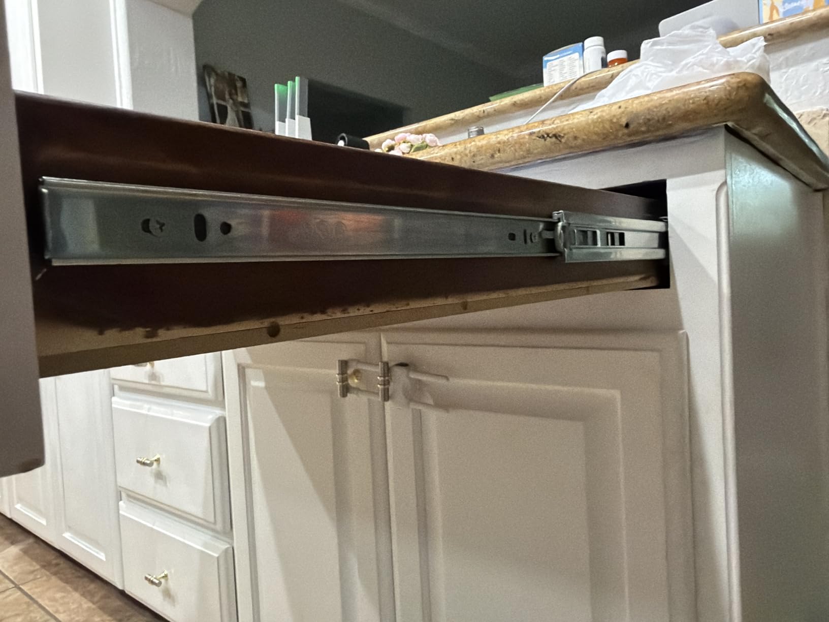 OCG Soft Close Drawer Slides 22 Inch (5 Pairs), Full Extension Ball Bearing Side Mount Drawer Slides for Cabinets with Face Frame, with Rear Mounting Brackets customer photo 1
