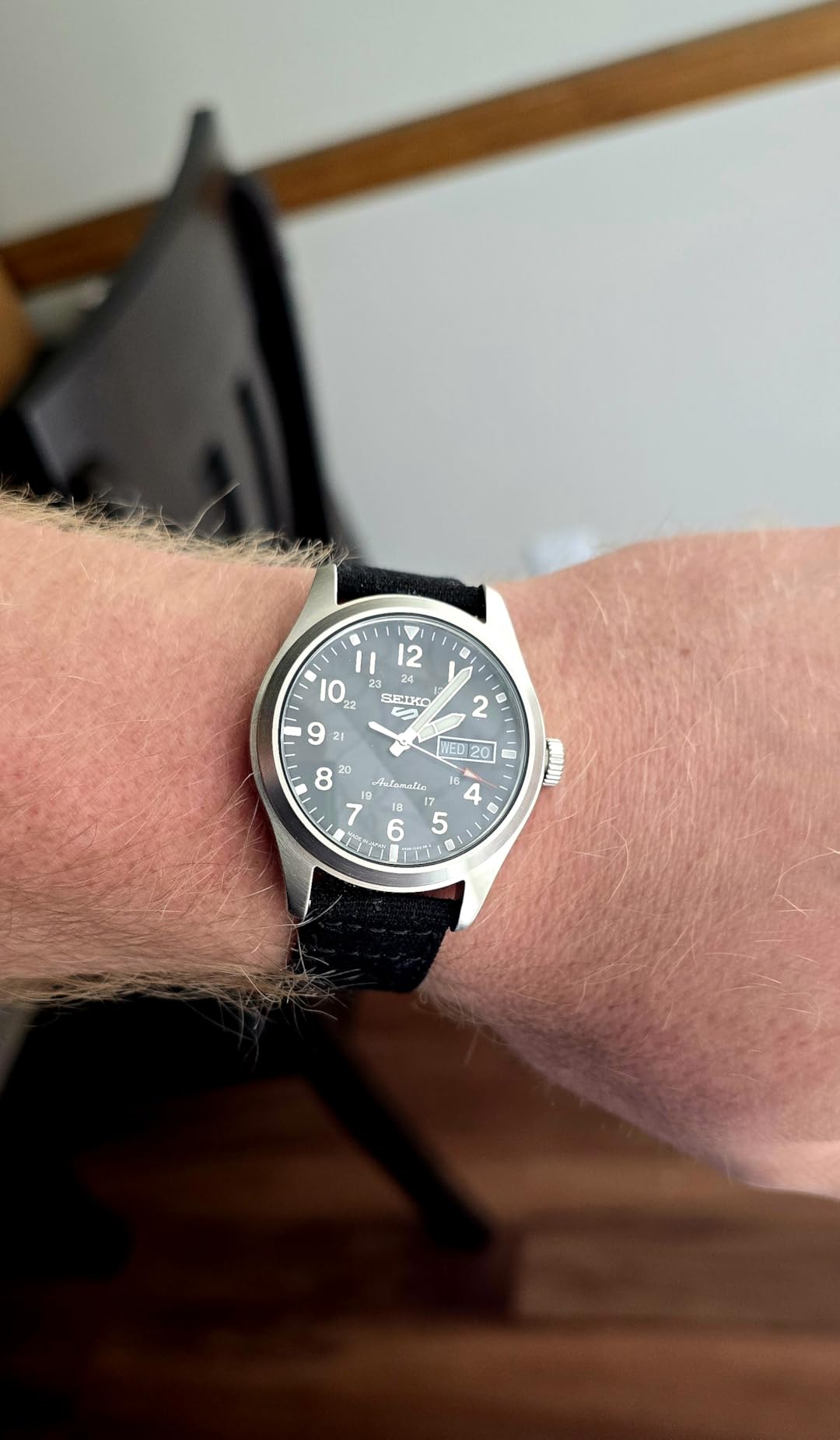 SEIKO Automatic Watch for Men - 5 Sports - Day/Date Calendar, LumiBrite Hands and Markers, and Rotating Bezel, 100m Water-Resistant customer photo 1