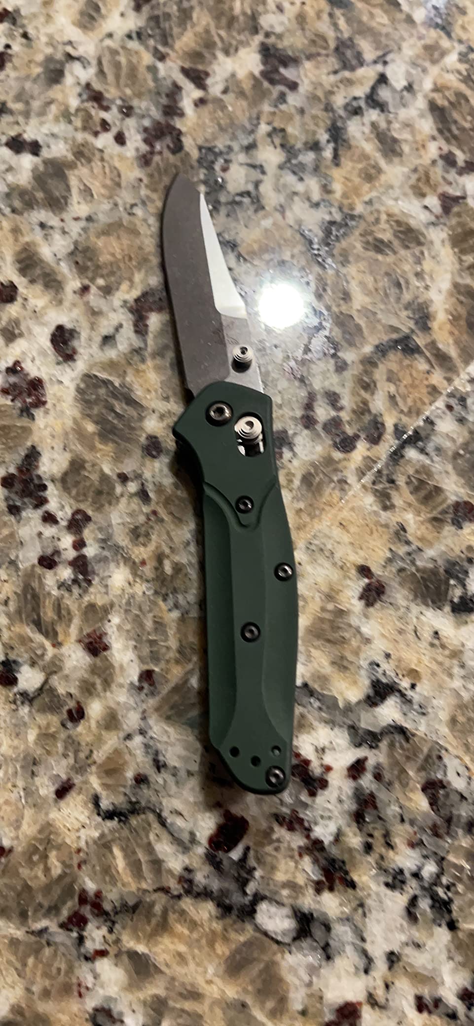 Benchmade Mini Osborne EDC Knife, S30V Steel Blade (945) | Green Aluminum handle, Reverse Tanto blade customer photo 1