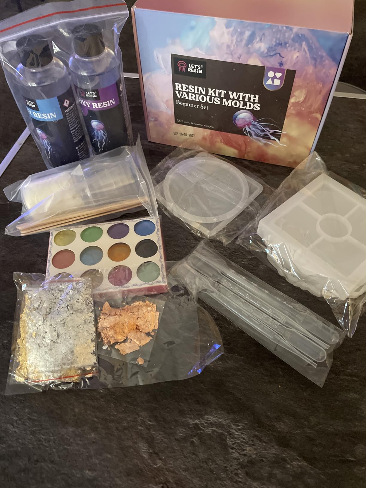 LET'S RESIN Coaster Kit, 16oz DIY Epoxy Resin Kit with Molds and Mica Powder Complete Set, Crafts for Adults, Beginners customer photo 1