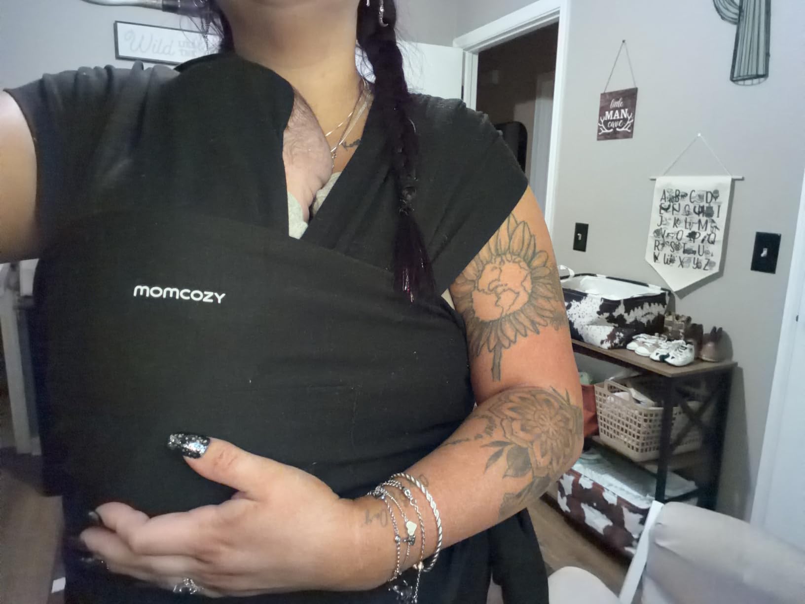 Momcozy Baby Wrap Carrier, Easy to Wear Infant Carrier Slings, Lightweight Hands Free Baby Sling, Adjustable Baby Carriers for Newborn to Toddler 8-35 lbs, Black customer photo 2