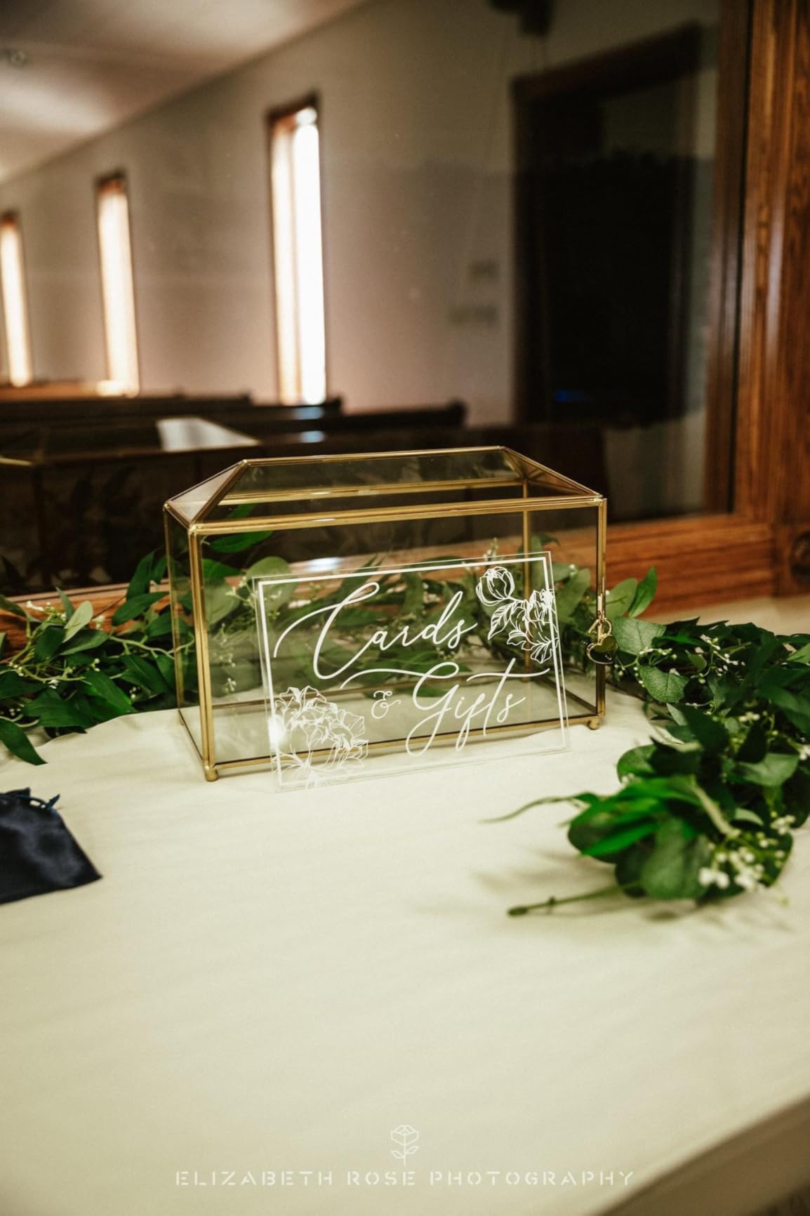 YIMORENCE V Gold Wedding Glass Card Box - 12.6 inch Large Wedding Card Holder Handmade Gold Glass Terrarium with Slot and Heart Lock customer photo 1