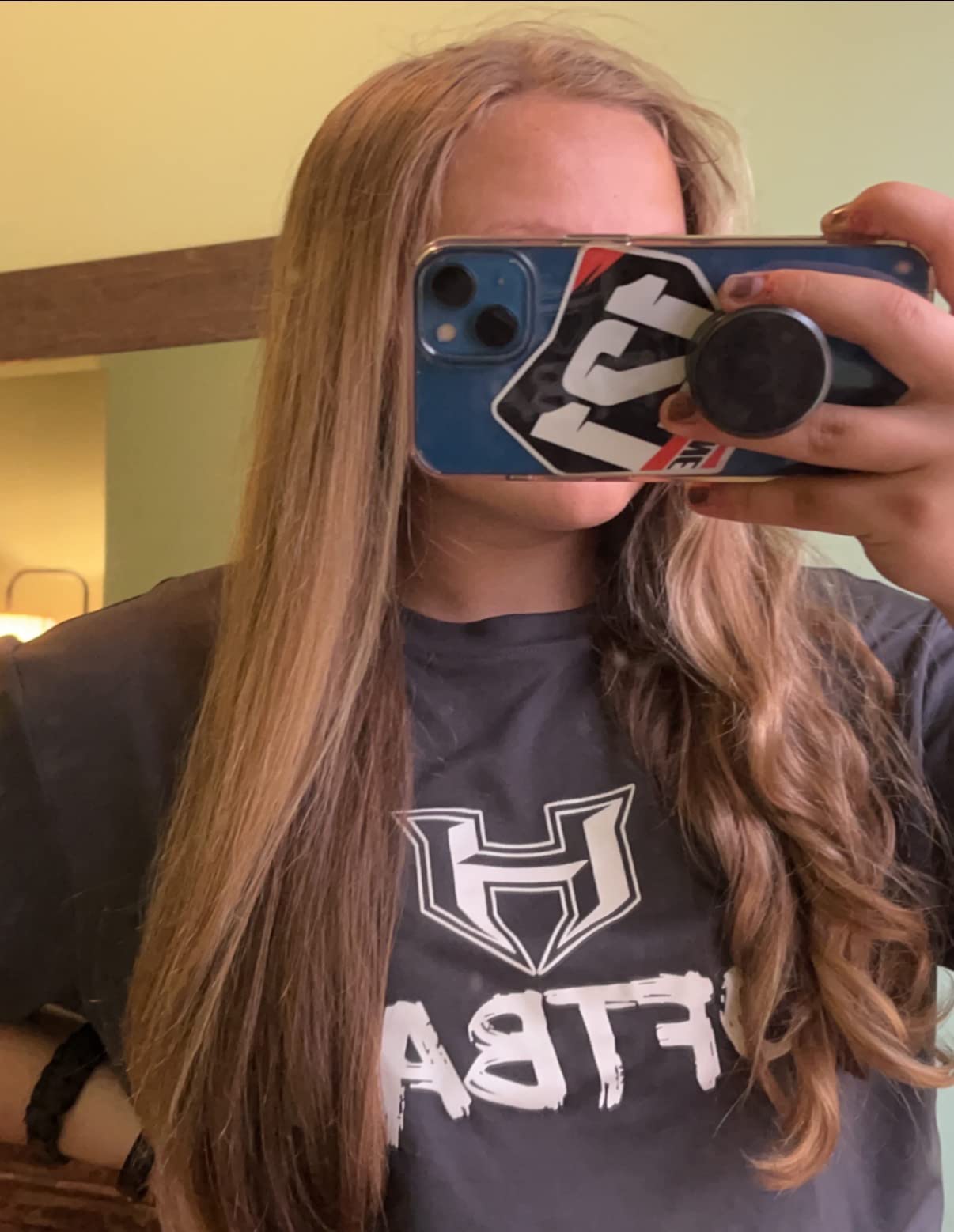 Shark HyperAIR Fast-Drying Blow Dryer with IQ 2-in-1 Concentrator, Styling Brush, and Curl-Defining Deep Diffuser Attachments (HD120BRN) customer photo 2