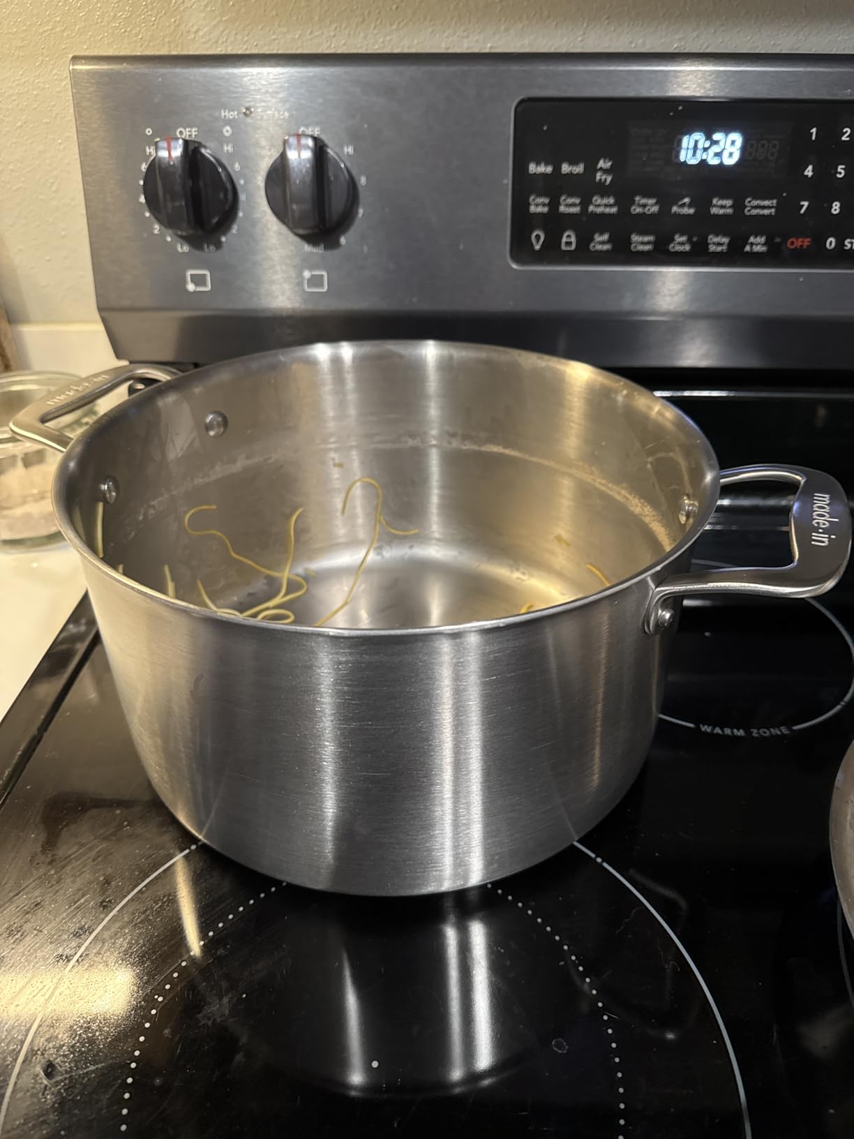 Made In Cookware - 8 Quart Stainless Steel Stock Pot With Lid - 5 Ply Stainless Clad - Professional Cookware - Crafted in Italy - Induction Compatible customer photo 1