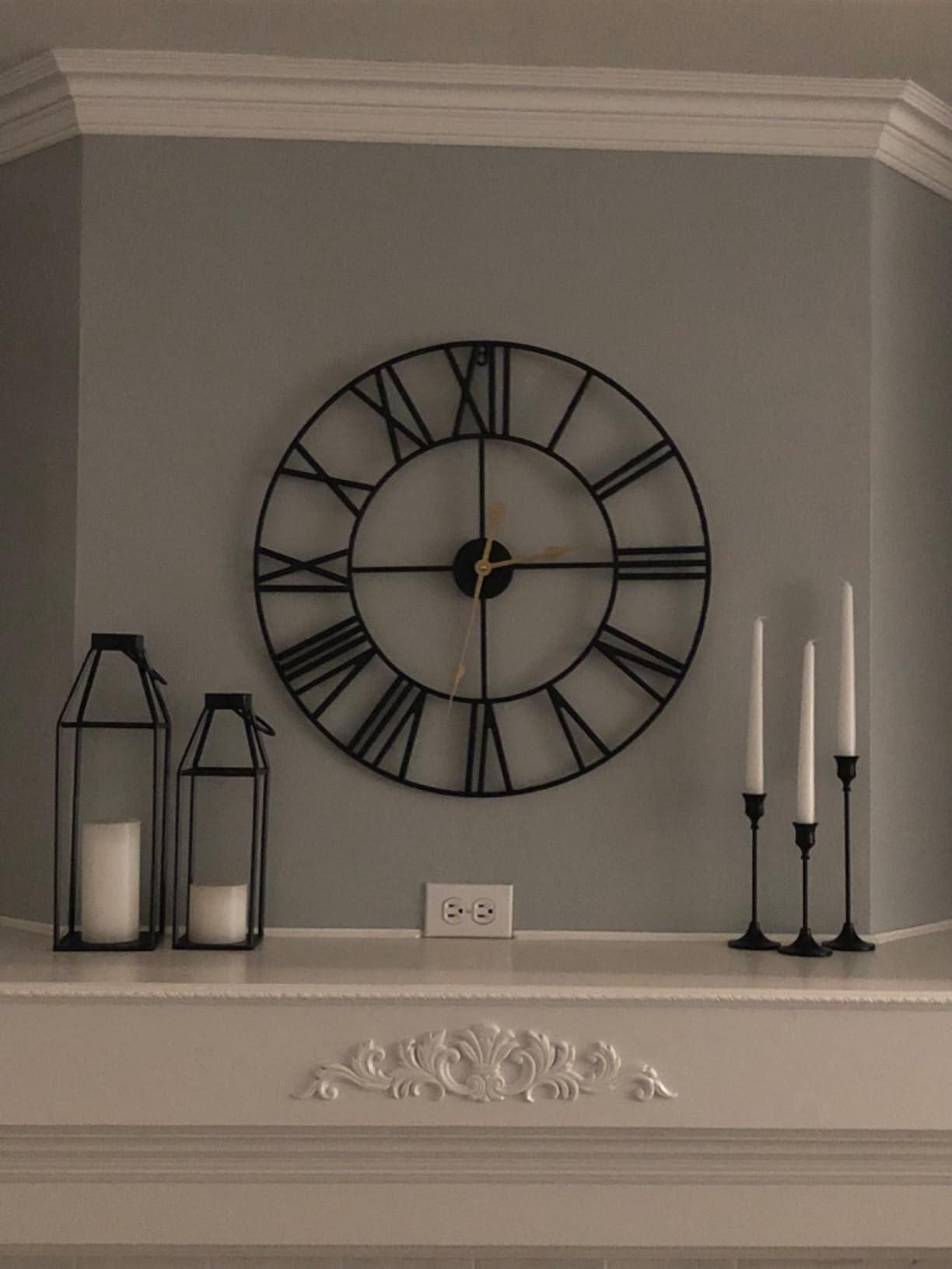 Sorbus Large Wall Clock for Living Room Decor - 24 inch Big Wall Clock Decorative - Battery Operated - Roman Numeral Analog Large Clock for Bedroom, Room, Home, Kitchen, Office, Wall Decor (Gold) customer photo 1