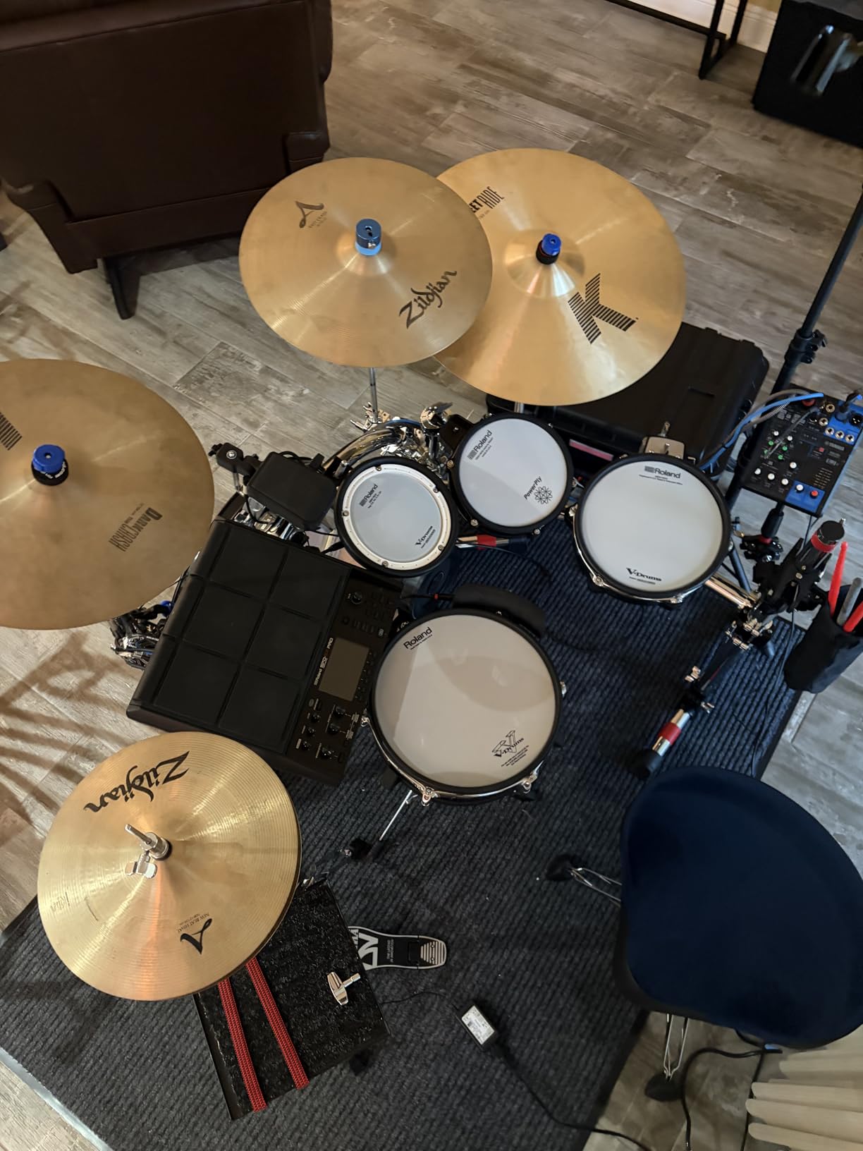 Roland SPD-SX PRO Sampling Pad | The Flagship Sampling Pad for Drummers & Other Musicians | 9 Playing Surfaces, 8 External Trigger Inputs, Color Display, Customizable Pad LEDs, Onboard FX customer photo 1