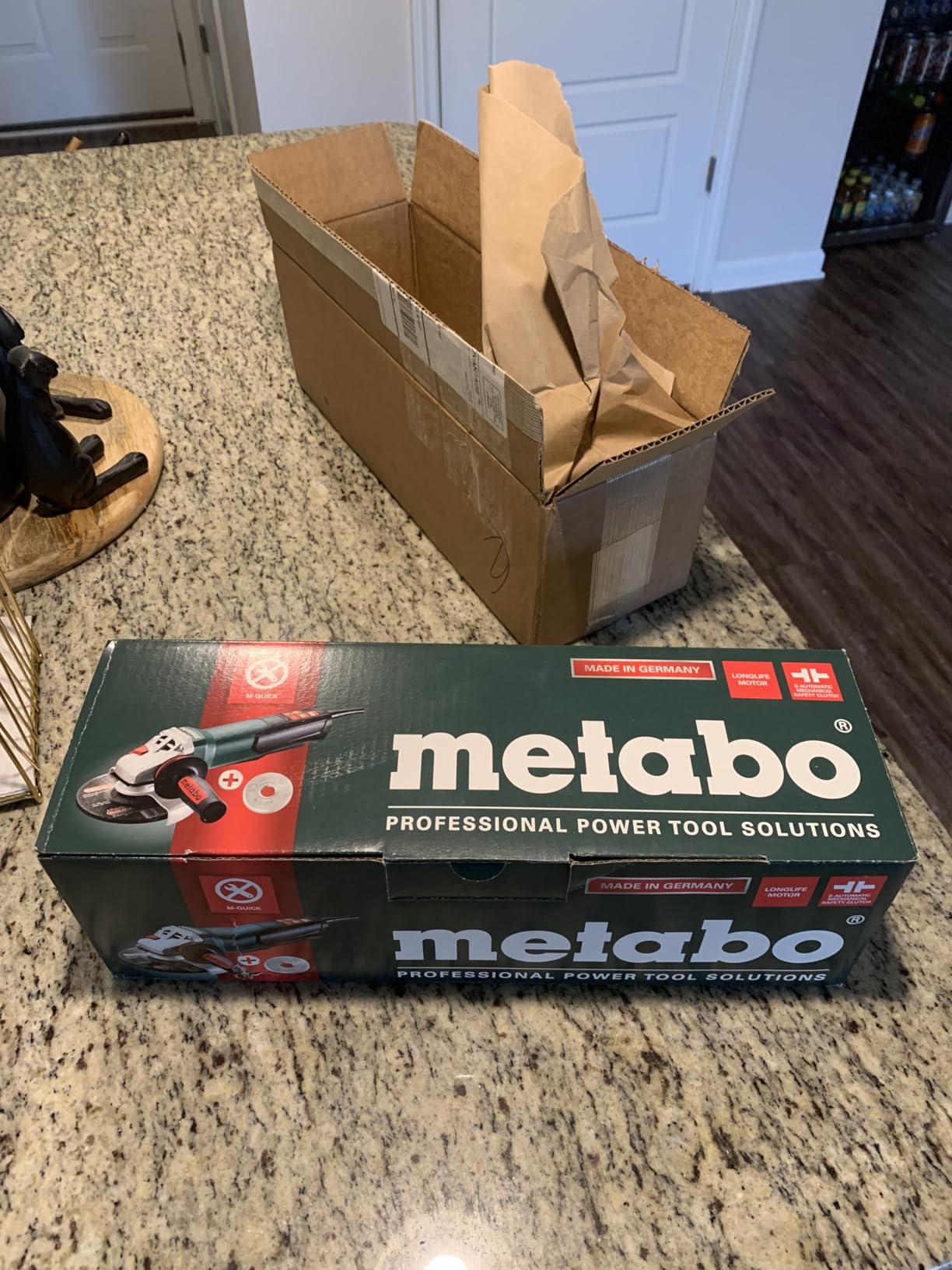 Metabo 4-1/2-5-Inch Angle Grinder, 11 Amp, 11,000 RPM, Non-Locking Paddle Switch, Made in Germany, WP 11-125 Quick customer photo 1