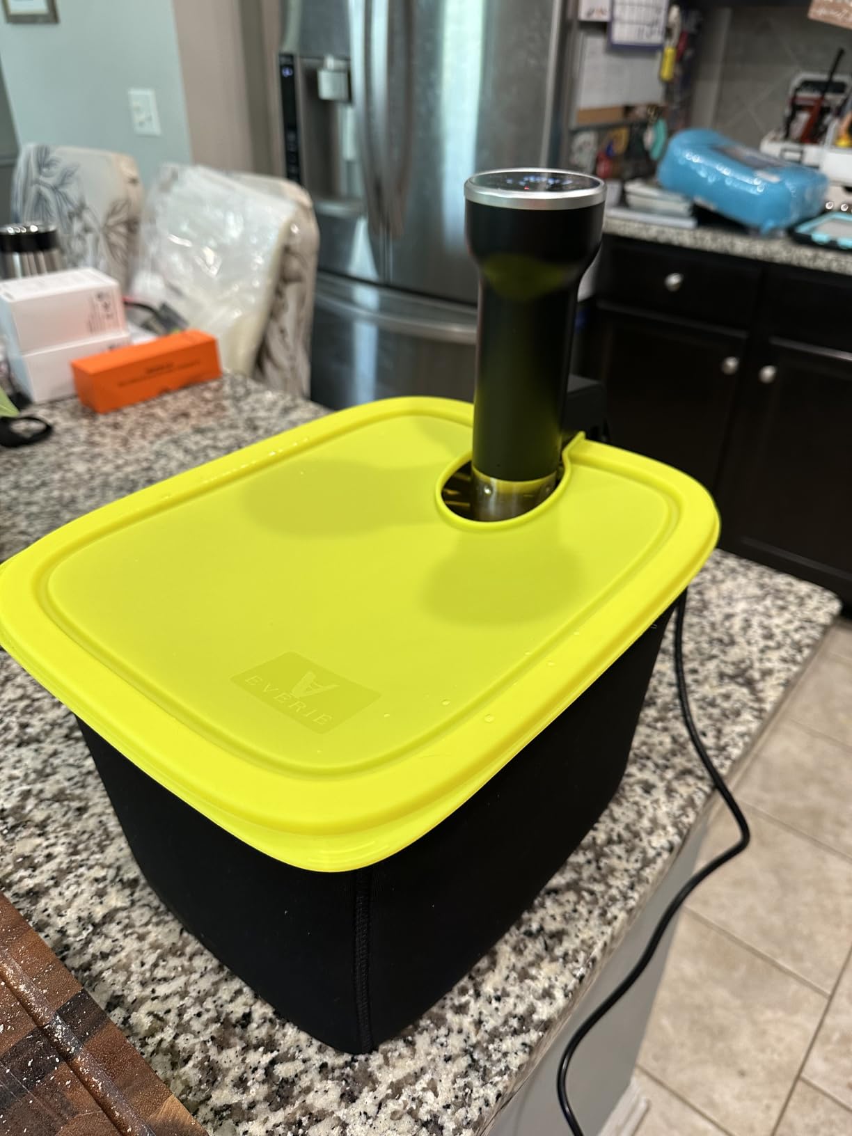 EVERIE Versatile 12-Quart Sous Vide Container with Built-in Rack and Collapsible Silicone Lid and Container Sleeve Compatible with All Sous Vide Cookers, KIT-1202-TYGJ customer photo 1
