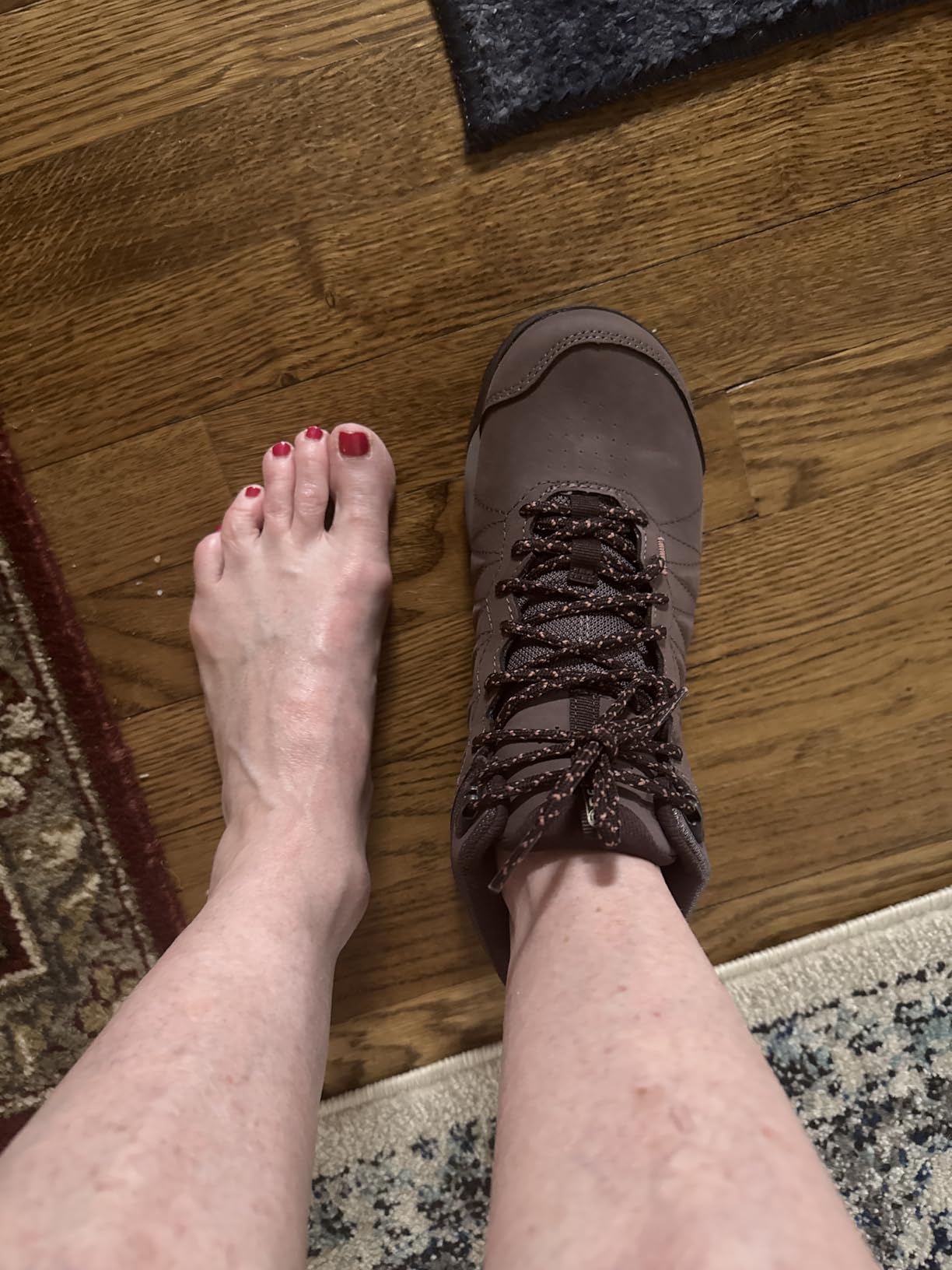 Oboz Women's Sypes Mid Leather B-Dry Waterproof Hiking Shoe customer photo 1
