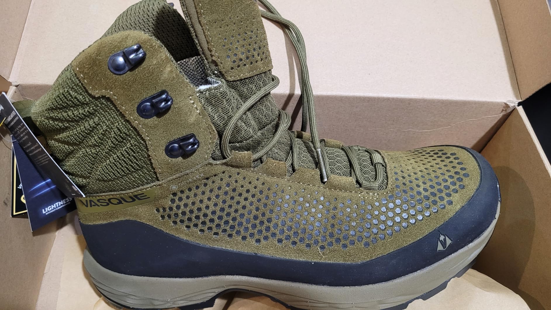 Vasque Men's Torre Waterproof Hiking Boot customer photo 1