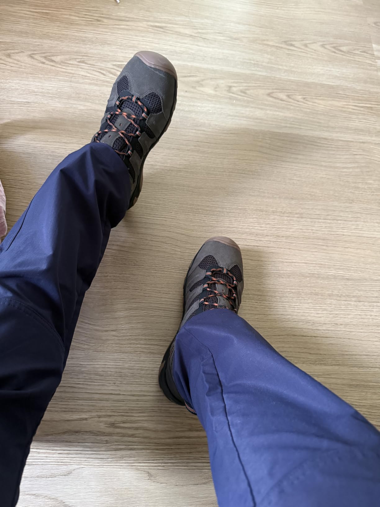 KEEN Men's Headout Mid Height Waterproof All Terrain Hiking Shoe customer photo 1