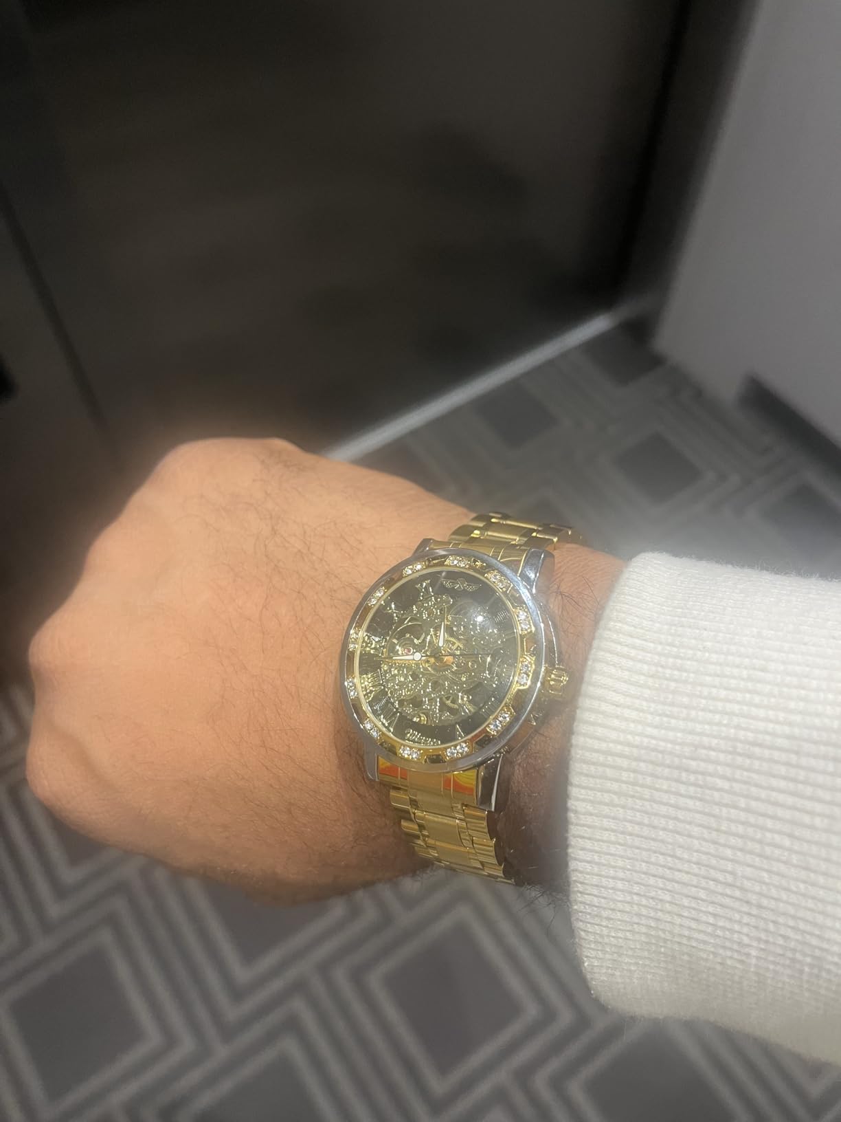 Winner Retro Manual Mechanical Skeleton Watch with Diamond and Carving Flower Craft Men Skeleton Wrist Watch Mechanical Classic Roman Number customer photo 1