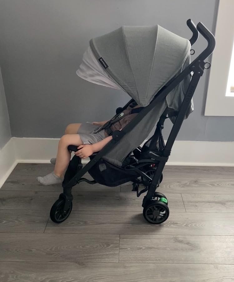 UPPAbaby G-Luxe Umbrella Stroller/Lightweight Design for Easy Travel/One-Step Fold + Recline/XL Basket + Canopy/Cup Holder Included/Greyson (Charcoal Mélange/Carbon Frame) customer photo 1