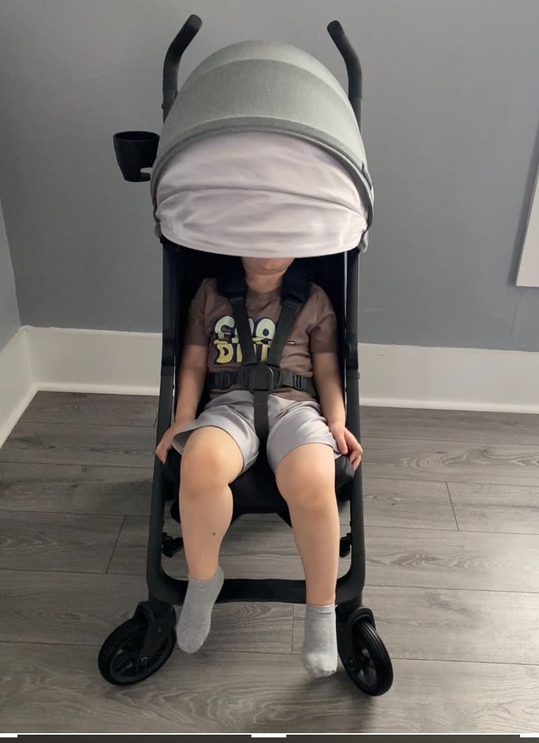 UPPAbaby G-Luxe Umbrella Stroller/Lightweight Design for Easy Travel/One-Step Fold + Recline/XL Basket + Canopy/Cup Holder Included/Greyson (Charcoal Mélange/Carbon Frame) customer photo 2