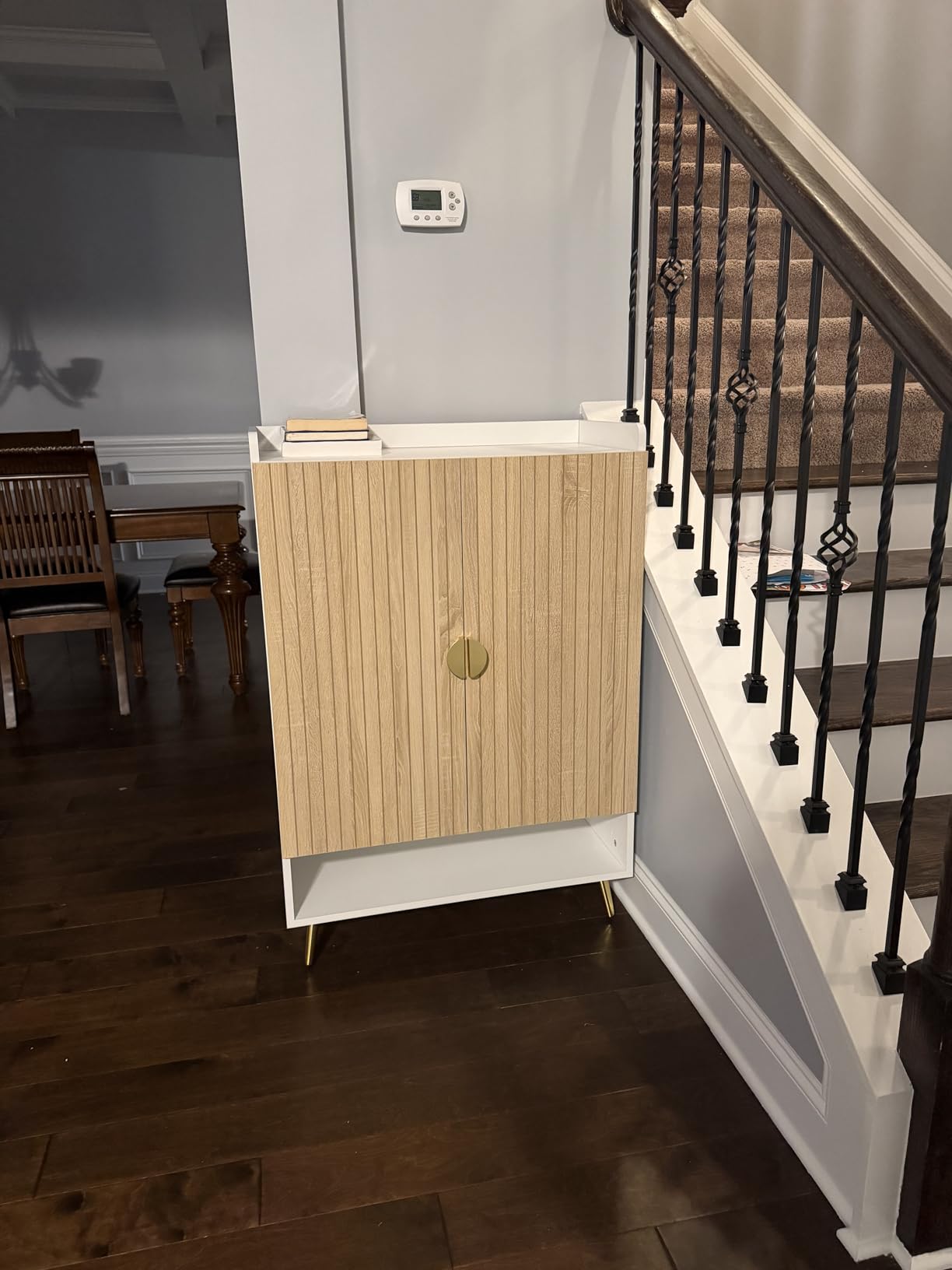 Tribesigns Shoe Cabinet with Doors, 6-Tier Shoe Storage Cabinet with Adjustable Shelves, Wooden Shoes Rack Shoe Storage Organizer for Entryway, Hallway, Closet, Living Room, White & Gold customer photo 1