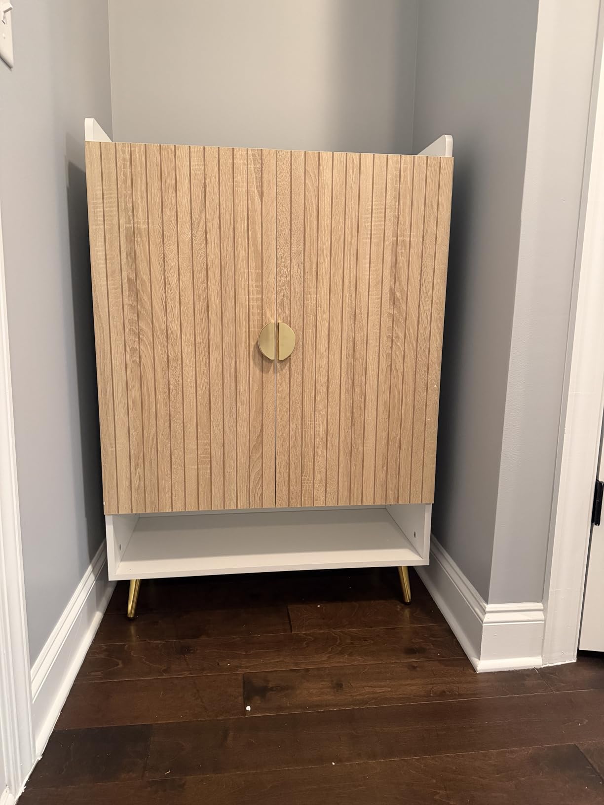 Tribesigns Shoe Cabinet with Doors, 6-Tier Shoe Storage Cabinet with Adjustable Shelves, Wooden Shoes Rack Shoe Storage Organizer for Entryway, Hallway, Closet, Living Room, White & Gold customer photo 2