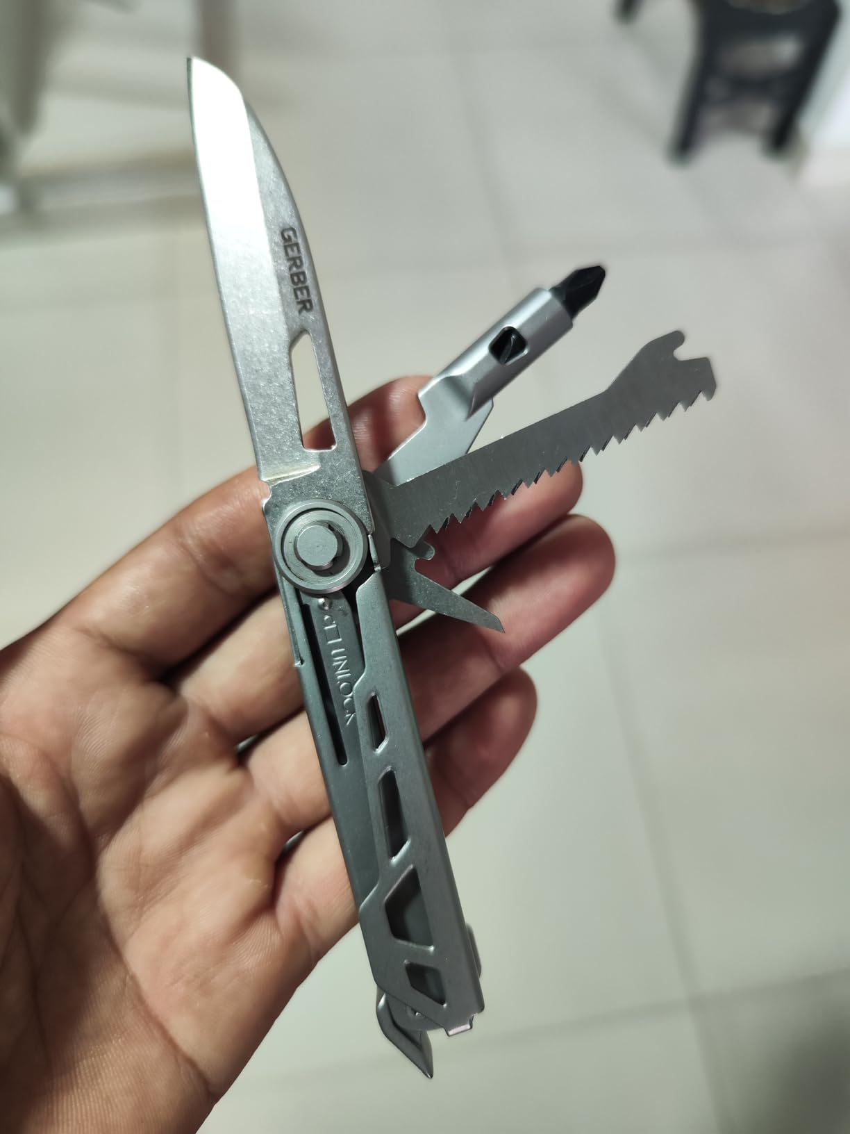 Gerber Armbar Trade EDC Pocket Knife Multitool, Bottle Opener, Burnt Orange customer photo 1