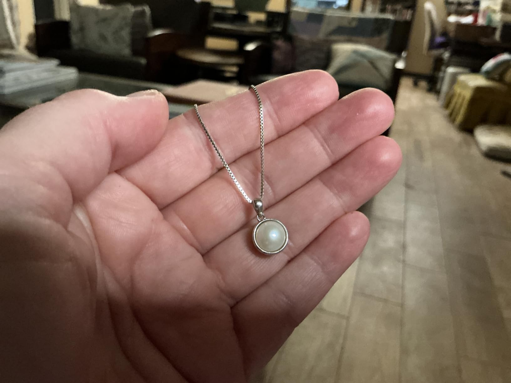 Simple Pearl Necklace for Women, 925 Sterling Silver Freshwater Cultured Single Pearl Pendant Necklaces, Anniversary Birthday Wedding Jewelry Gifts for Mom Wife Daughter customer photo 1