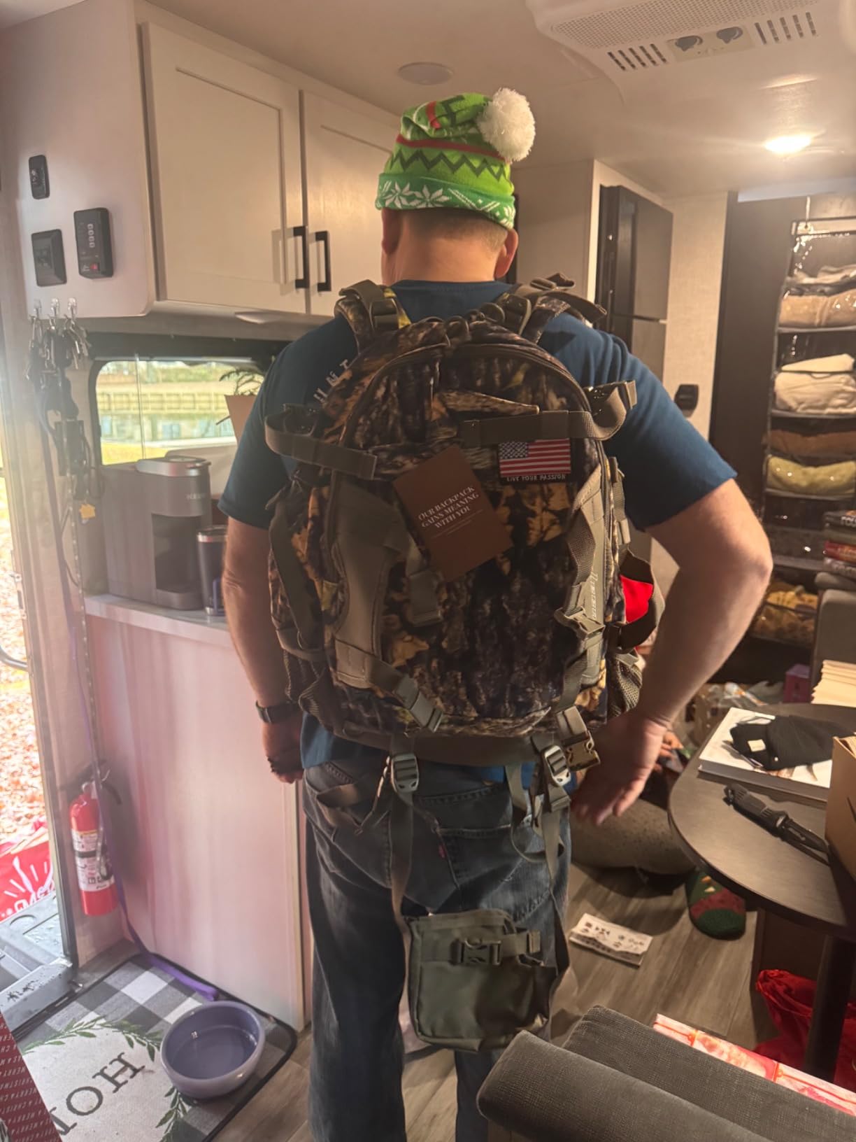 YVLEEN Hunting Backpack, Waterproof Camo Hunting Packs for Men, Large Capacity Hunting Day Pack for Rifle Bow Gun customer photo 1