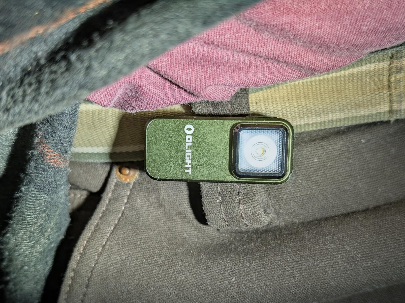 OLIGHT Oclip Mini Rechargeable EDC Clip Flashlight, Green | 300 Lumens, Red Light, Pocket-Sized, USB-C Charging, Magnetic, for Work, Running, Emergency, Signaling customer photo 1