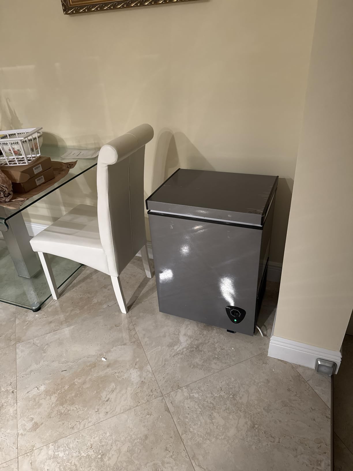 Chest Freezer, 3.5 Cubic Feet Small Deep Freezer Compact Top Open Door with Removable Basket, 7 Temperature Control Energy Saving Super Quiet for Kitchen Office Apartment Garage, Grey customer photo 2