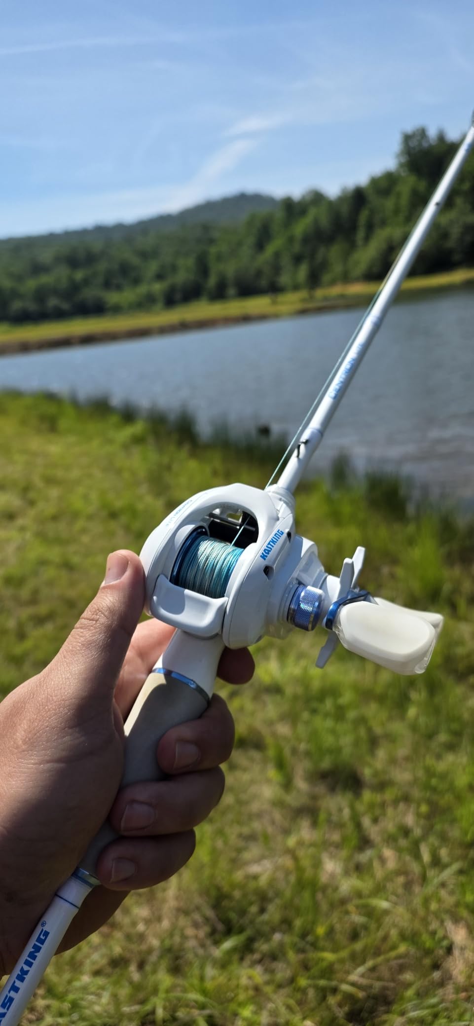 KastKing Centron Lite Fishing Rod and Reel Combo, IM6 Graphite 2Pc Blanks, Stainless Steel Guides with Ceramic Rings, Contoured EVA Handles & Fighting Butt customer photo 1