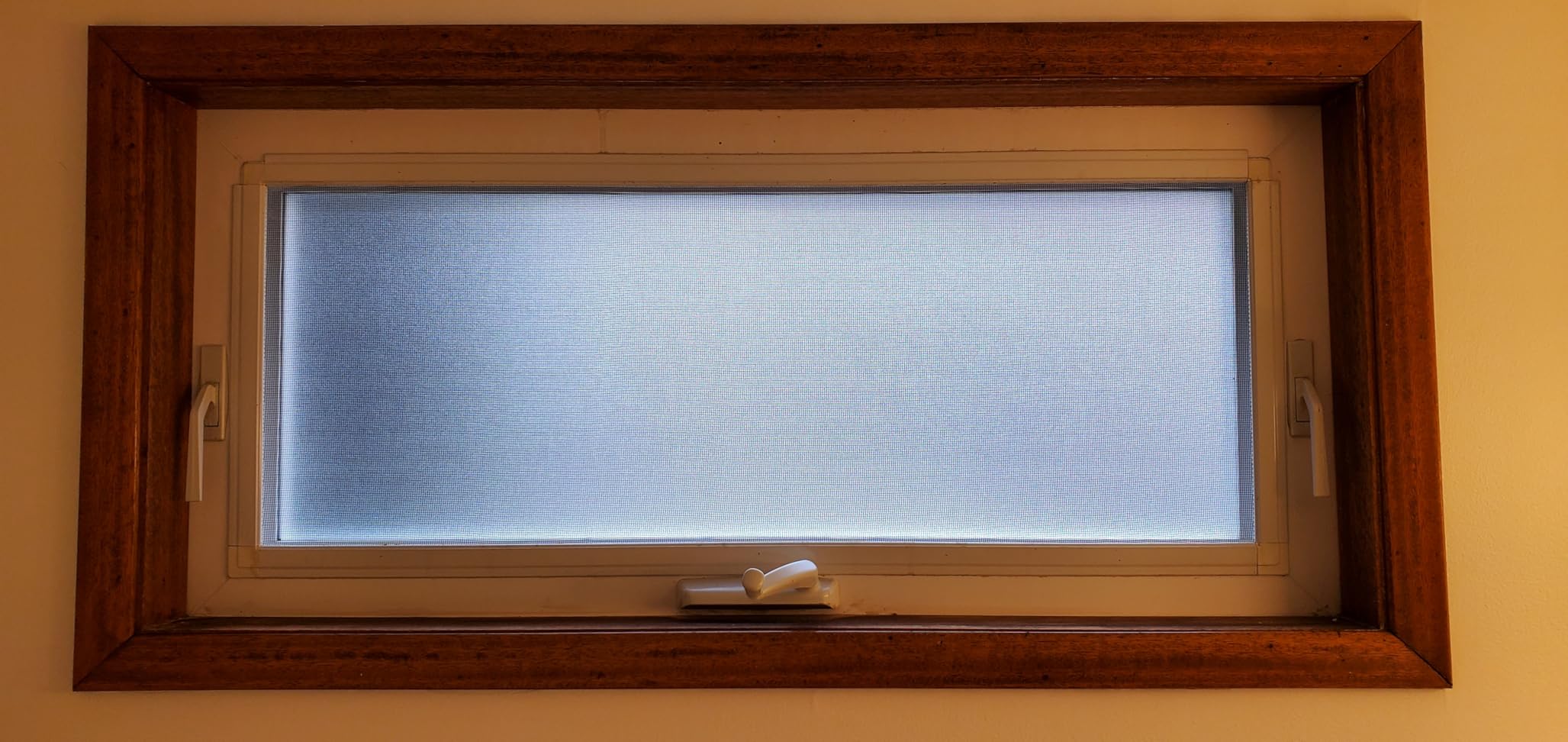 Dwersty Frosted Glass Window Privacy Film Decorative, Bathroom Window Privacy Film for Glass Windows Cover, Static Cling, Removable, Reusable, Anti-UV, Anti-Glare, Heat Blocking, 17.5 by 78.74 inch customer photo 1