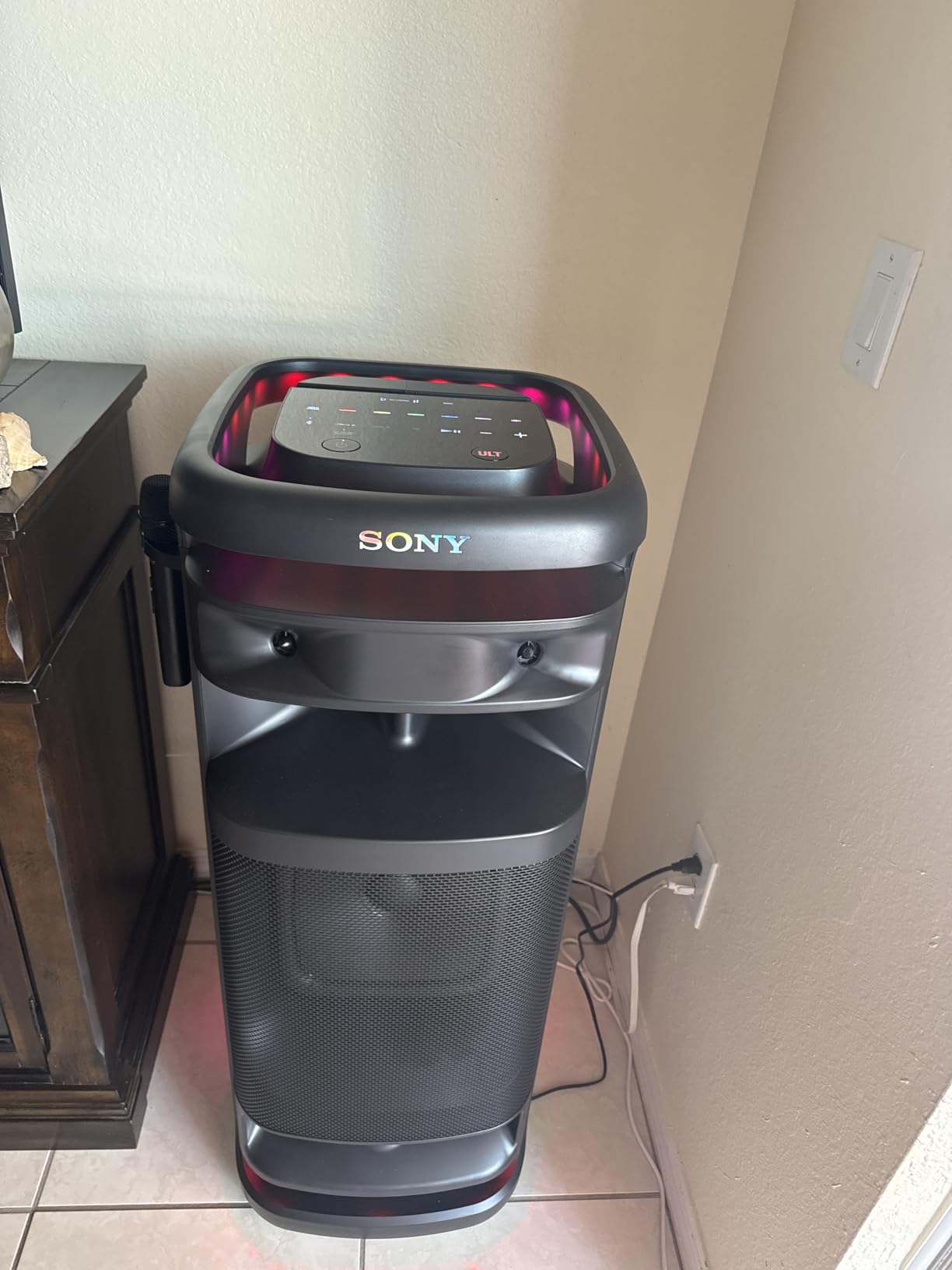 Sony ULT Tower 10 Bluetooth Karaoke Party Speaker with Powerful Bass, 360 Sound and Party Lights, Included Wireless Microphone customer photo 1
