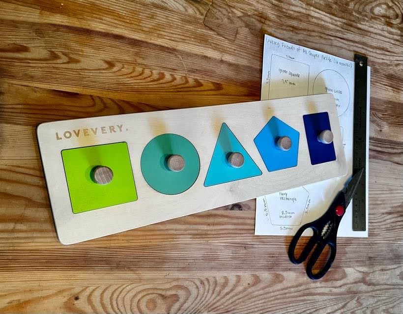 LOVEVERY | Friends of All Shapes Puzzle | Montessori Toddler Toy, Ages 16 Months+ customer photo 1
