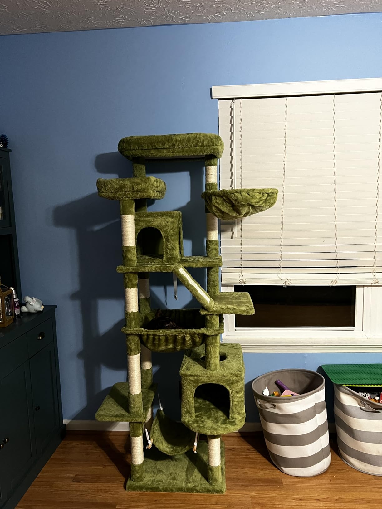 Heybly Cat Tree, 71-Inch-Tall Tower for Indoor Cats with 2 Perches, 2 Big Condos, 2 Hammocks, Basket, Scratching Pad, Large Cat Furniture and Condo, Smoky Gray HCT034G customer photo 1