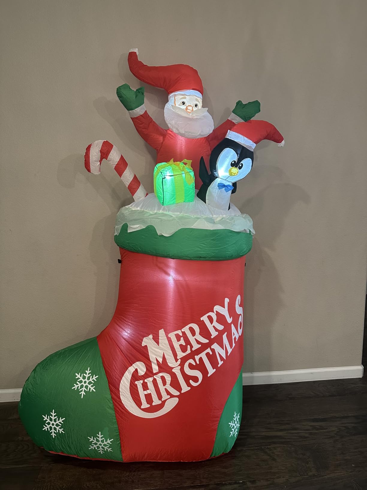12ft Christmas Snowman Inflatable Outdoor Decoration Yard Decoration Built-in LED Lights for Christmas Holiday Party Indoor, Outdoor, Yard, and Lawn Decorations customer photo 2