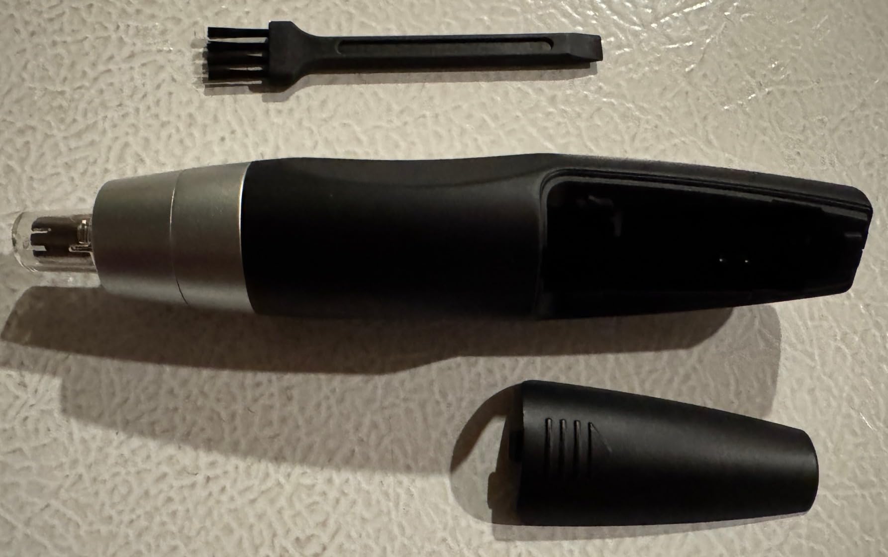 Wahl Clipper Battery Operated, Precision Ear and Nose Hair Trimmer for Men, Hygienic Nose Trimmer with Rinseable Blade for Easy Cleaning, Perfect for Travel - Model 3026462 customer photo 2