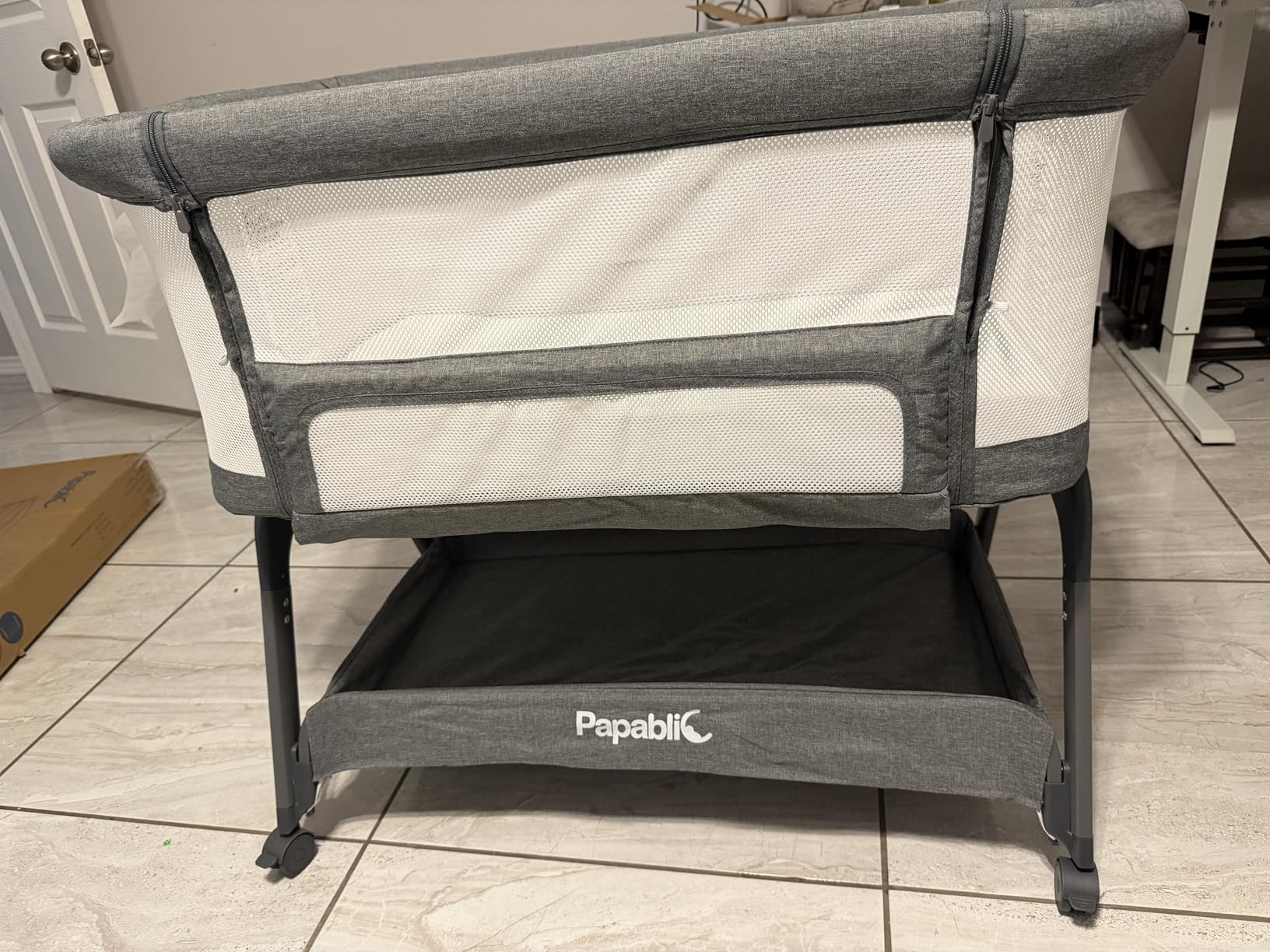 Papablic Baby Bassinet, Bedside Bassinet for Baby with Four-Sided Breathable Mesh & Soft Mattress, Adjustable Bassinet Bedside Sleeper with Storage Basket and Wheels, Easy to Assemble customer photo 2