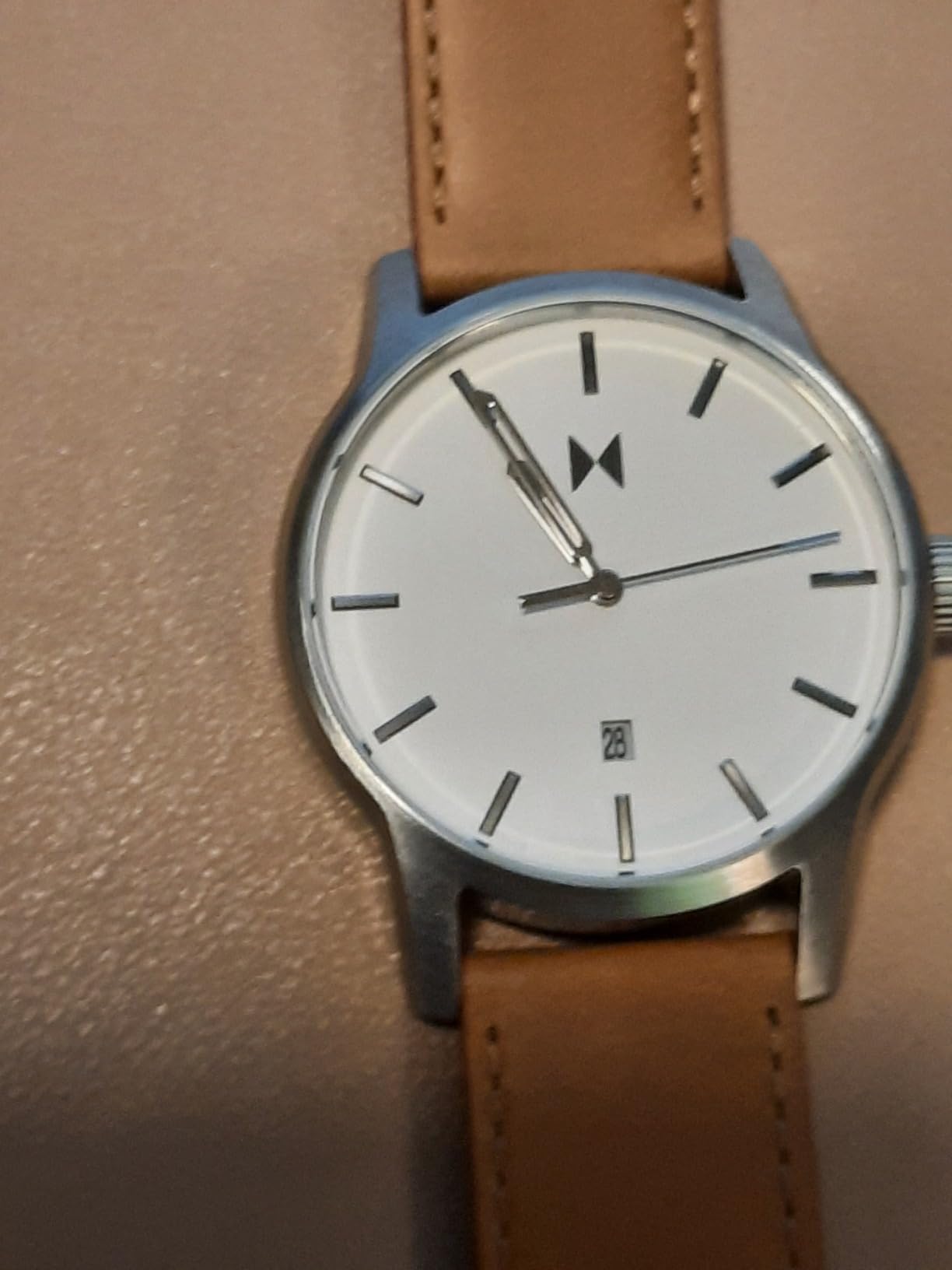 MVMT Classic II - Vintage Men's Wristwatch - Minimalist - Water-Resistant 5 ATM/50 Meters - Premium Leather - 44mm customer photo 1