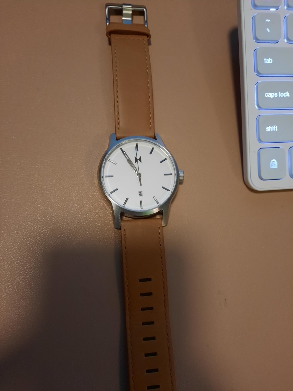 MVMT Classic II - Vintage Men's Wristwatch - Minimalist - Water-Resistant 5 ATM/50 Meters - Premium Leather - 44mm customer photo 2