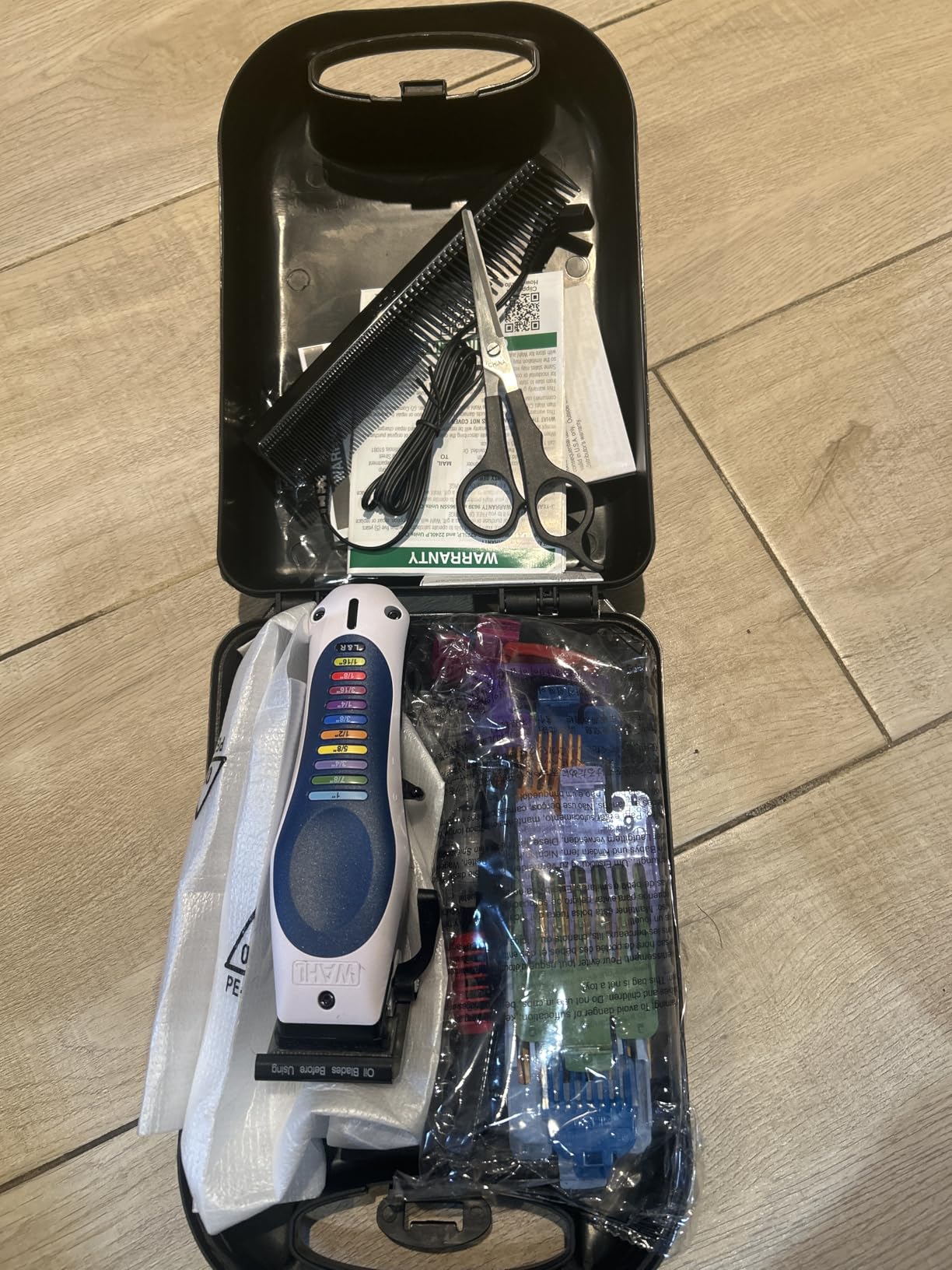 Wahl Lithium-Ion Color Pro Cordless Hair Clipper & Trimmer Haircutting Kit, Cordless Color Coded Hair Clipper & Touch-Up Battery Hair Trimmer For Beard And Neckline Grooming At Home - Model 3026594 customer photo 1