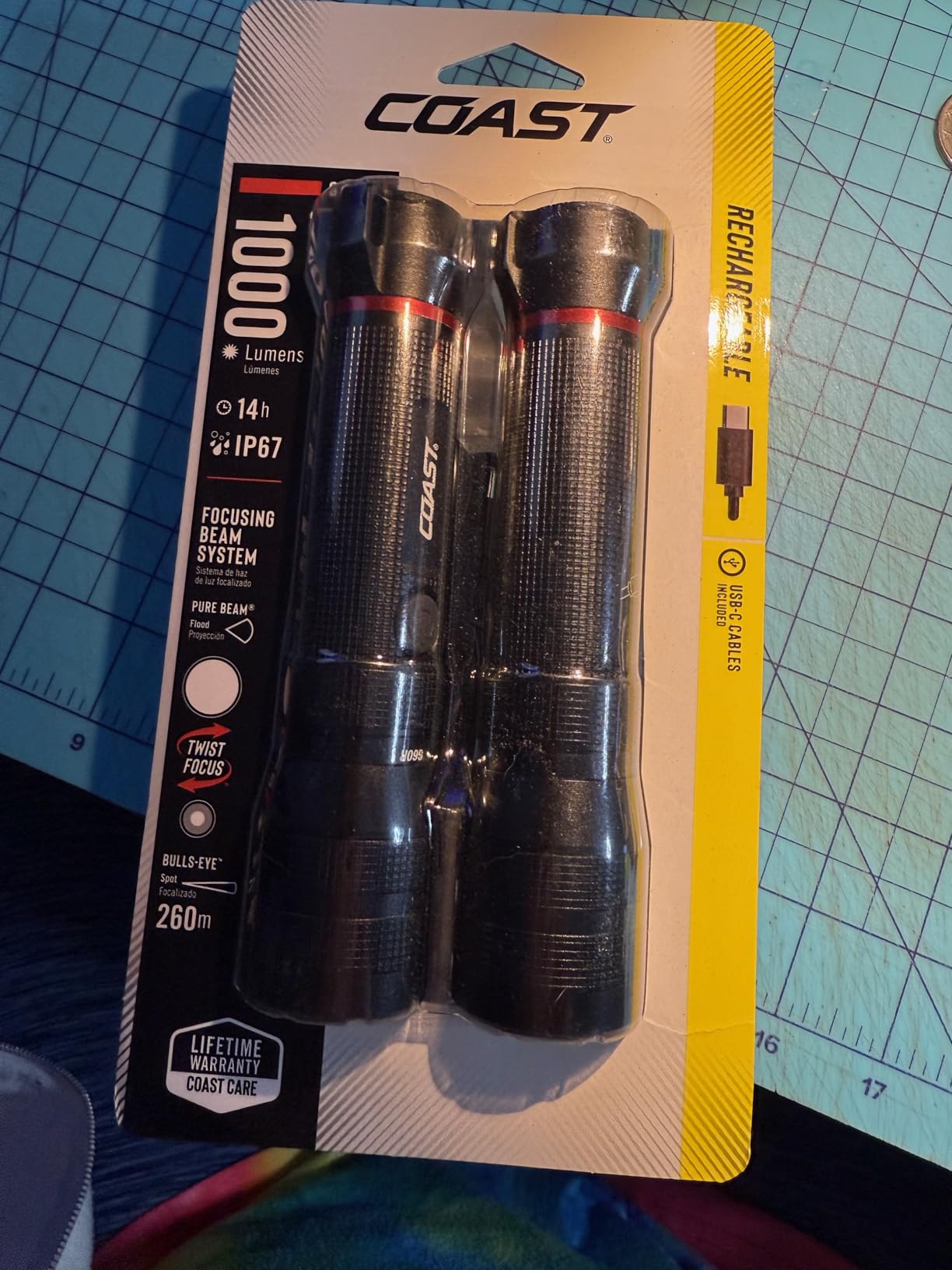 Coast G60R 1000 Lumen Waterproof Rechargeable LED Flashlight, 2-Pack customer photo 2