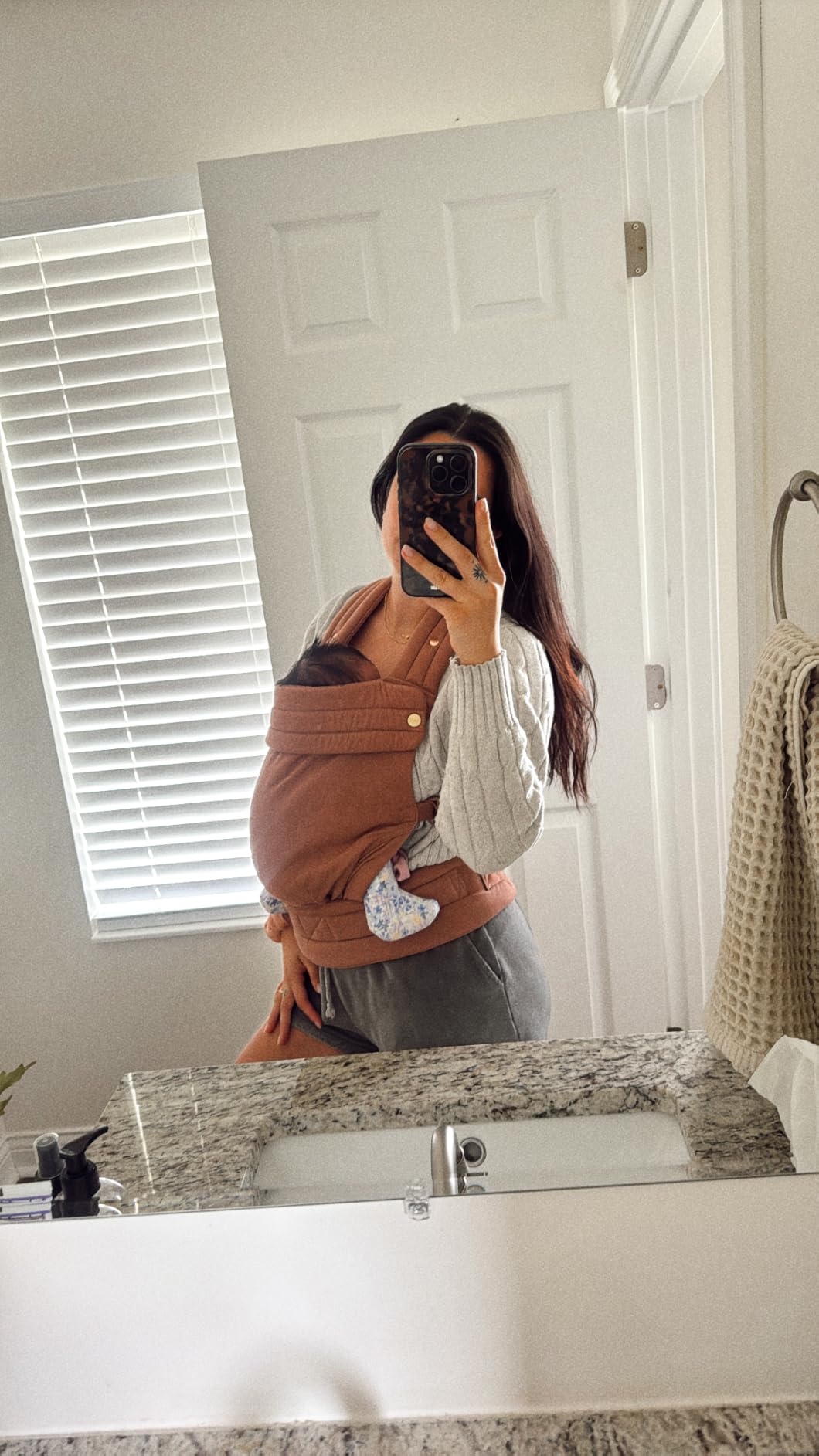 Mabe Monarch Ergonomic Baby Carrier - Premium Cotton Soft Structured Newborn to Toddler Carrier with Hip-Healthy Design, 3 Carry Positions (9-46 lbs), Lightweight & Breathable, (Houndstooth) customer photo 1