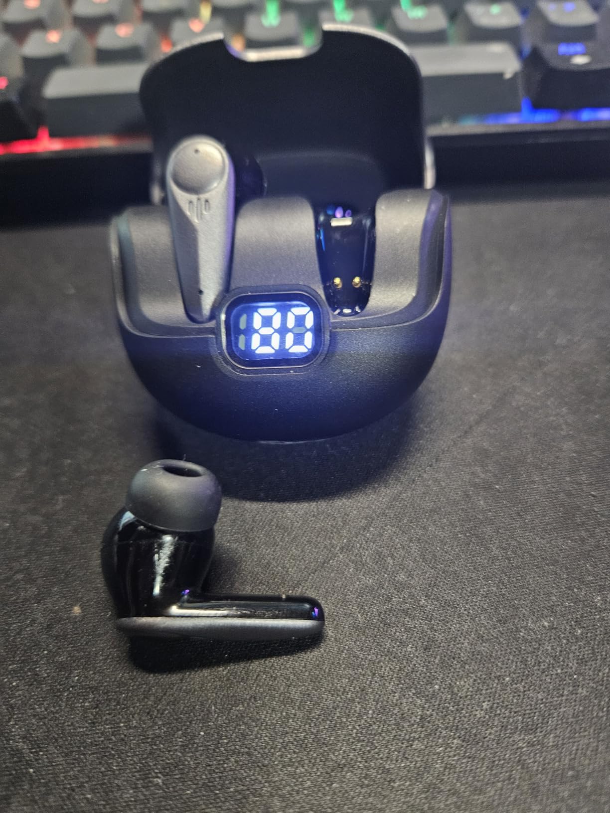 KASOTT 2.4GHZ Wireless Gaming Earbuds,30MS Low-Latency,Bluetooth 5.4,with ANC Active Noise Cancelling,USB-C Dongle Included-Compatible with Meta Quest 3/2,Steam Deck,PS5/4,VR,PC,Switch (Black) customer photo 1