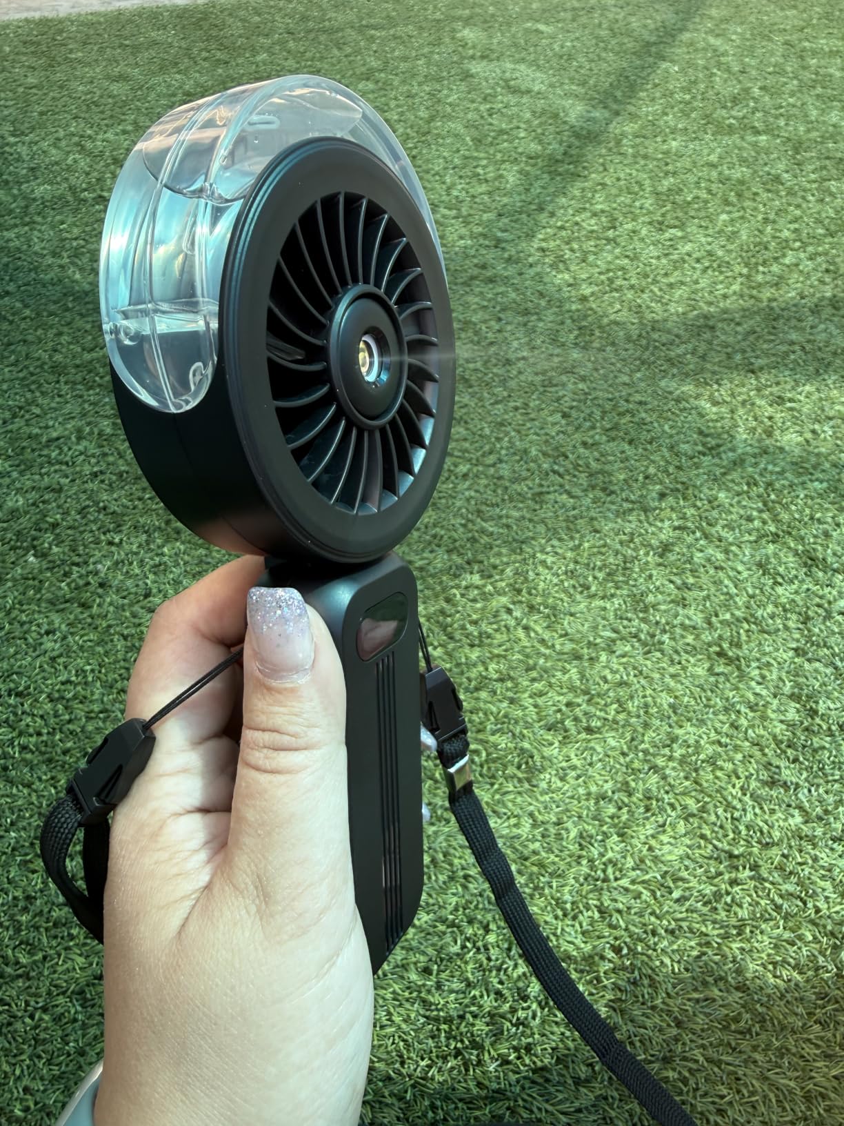 Otlonpe Handheld Misting Fan Portable, Powerful High Speed, Small Personal Rechargeable Cooling Mister Fan Water Spray Mist, 4000mAh Battery Operated for Travel Indoor Outdoor Hand Desk (Black) customer photo 2